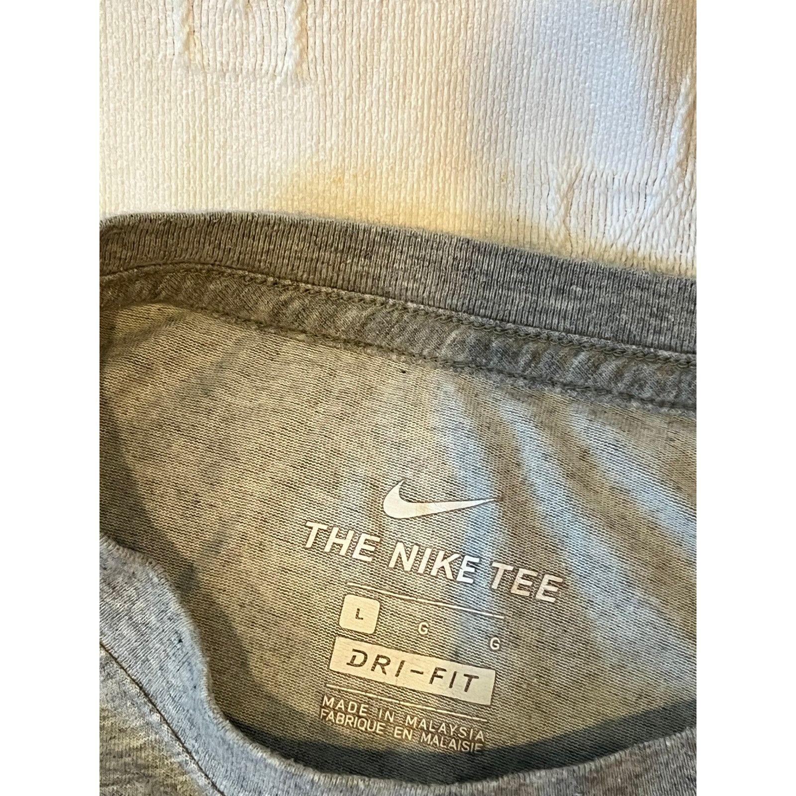 Nike The Nike Tee Dri-Fit White Mens L Size US L / EU 52-54 / 3 - 3 Thumbnail