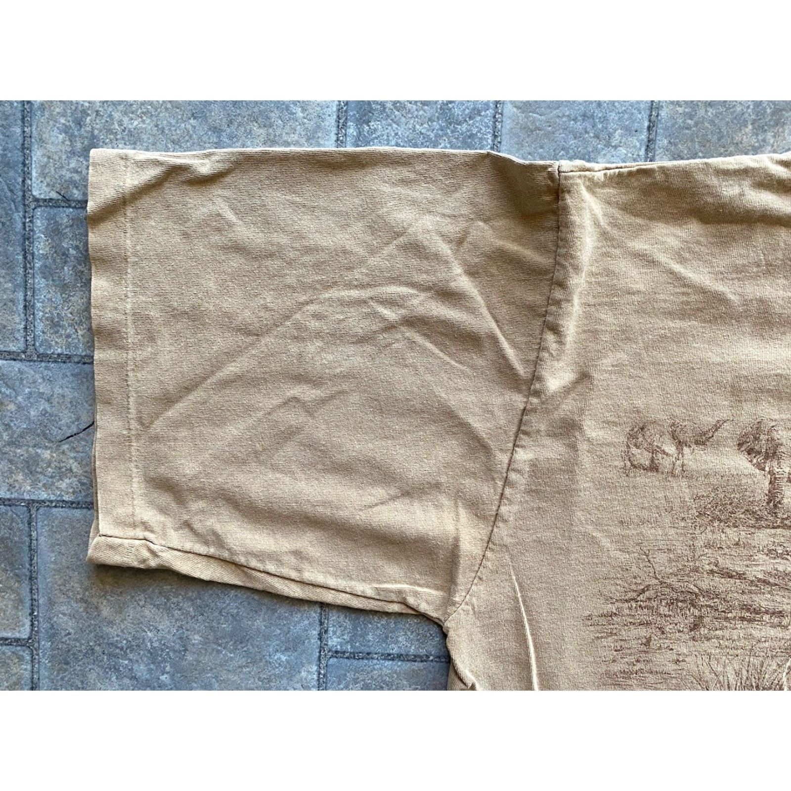 Vintage VINTAGE Dallas Alice T-Shirt Mens Large Brown Elephants Extinction Animals Shirt Size US L / EU 52-54 / 3 - 4 Thumbnail