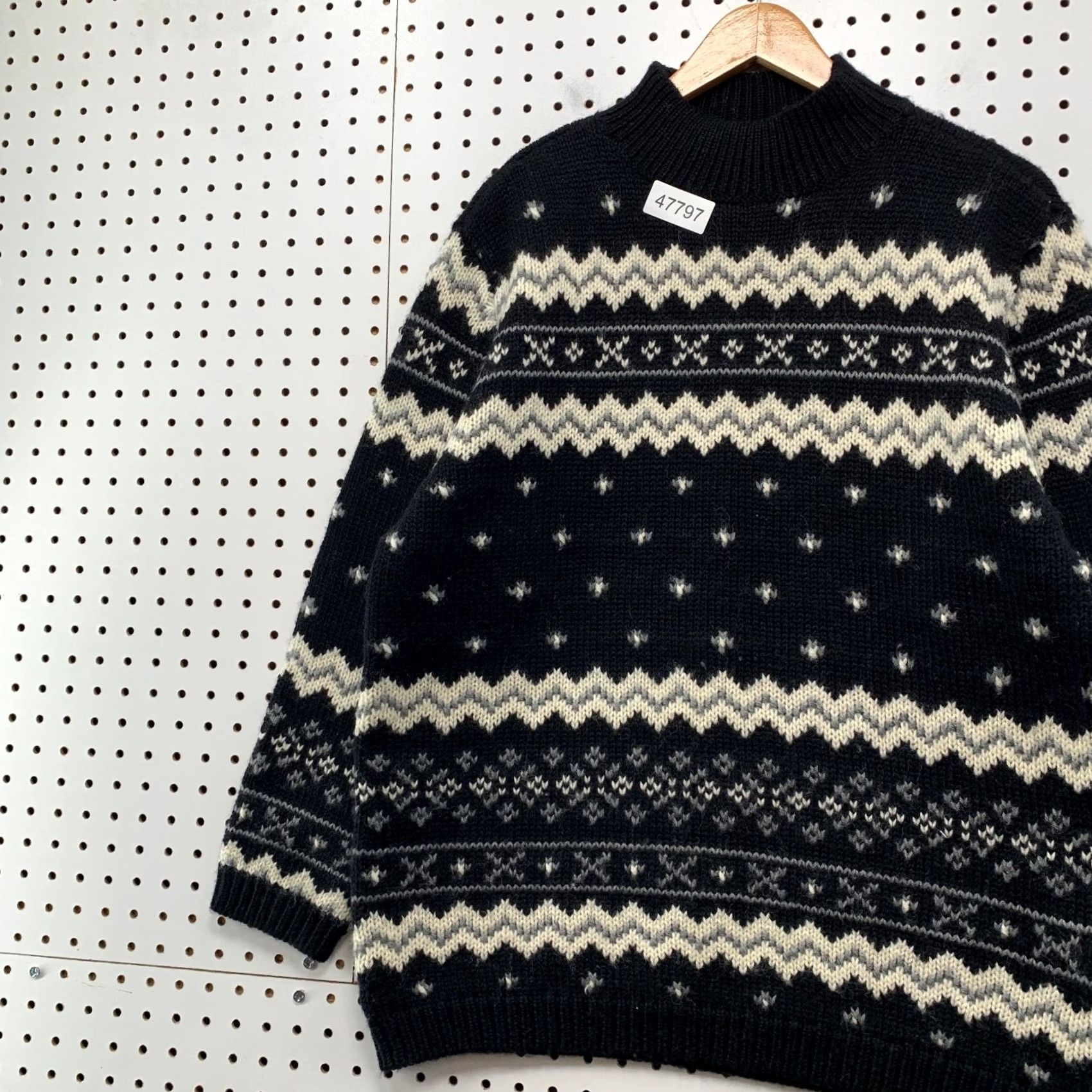 Liz Claiborne Vintage Liz Claiborne Wool Sweater Womens Medium Black Fair Isle Oversized Size M / US 6-8 / IT 42-44 - 5 Thumbnail
