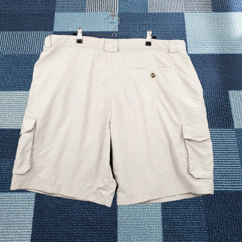 Vintage Columbia Shorts Mens 39 Gray XCO Cargo Mid-Rise 9" Adjustable Fishing Outdoor Cargo Shorts Gray 39 Mens Size US 39 - 1 Thumbnail