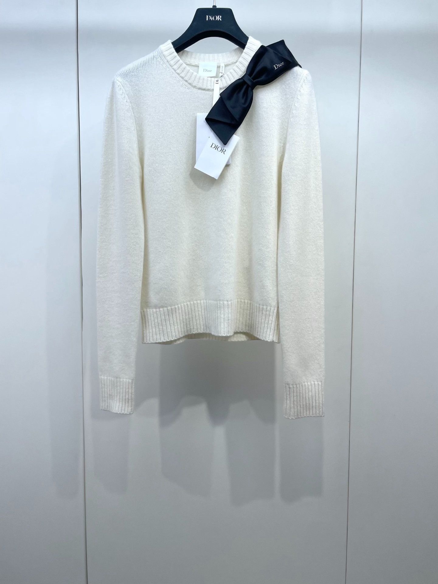 Dior Dior 26 New Bow Knit Top Size XS / US 0-2 / IT 36-38 - 1 Thumbnail