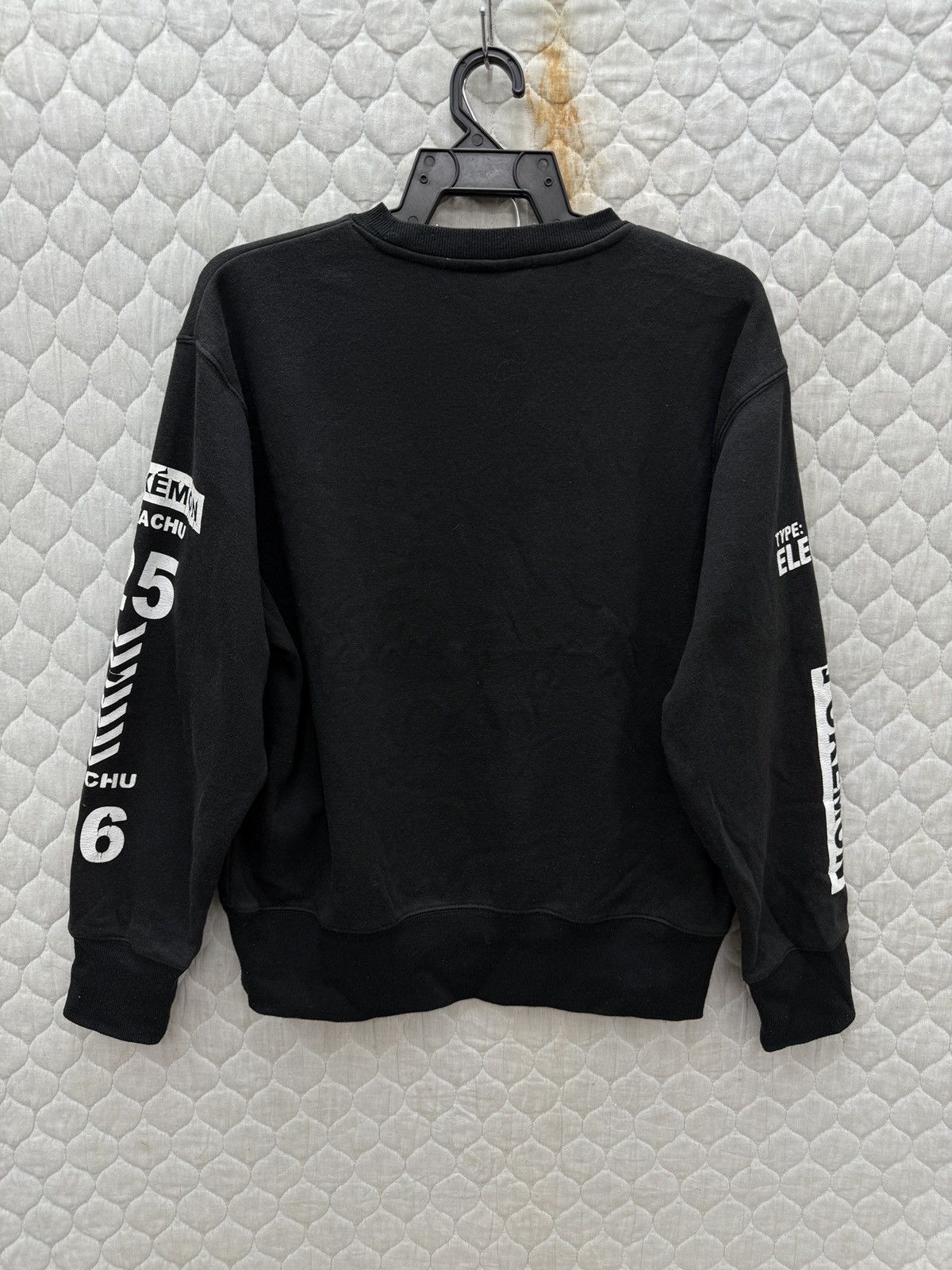 Pokemon 🔥🔥🔥ARCHIVE VINTAGE POKEMON SWEATSHIRTS Size US S / EU 44-46 / 1 - 8 Thumbnail