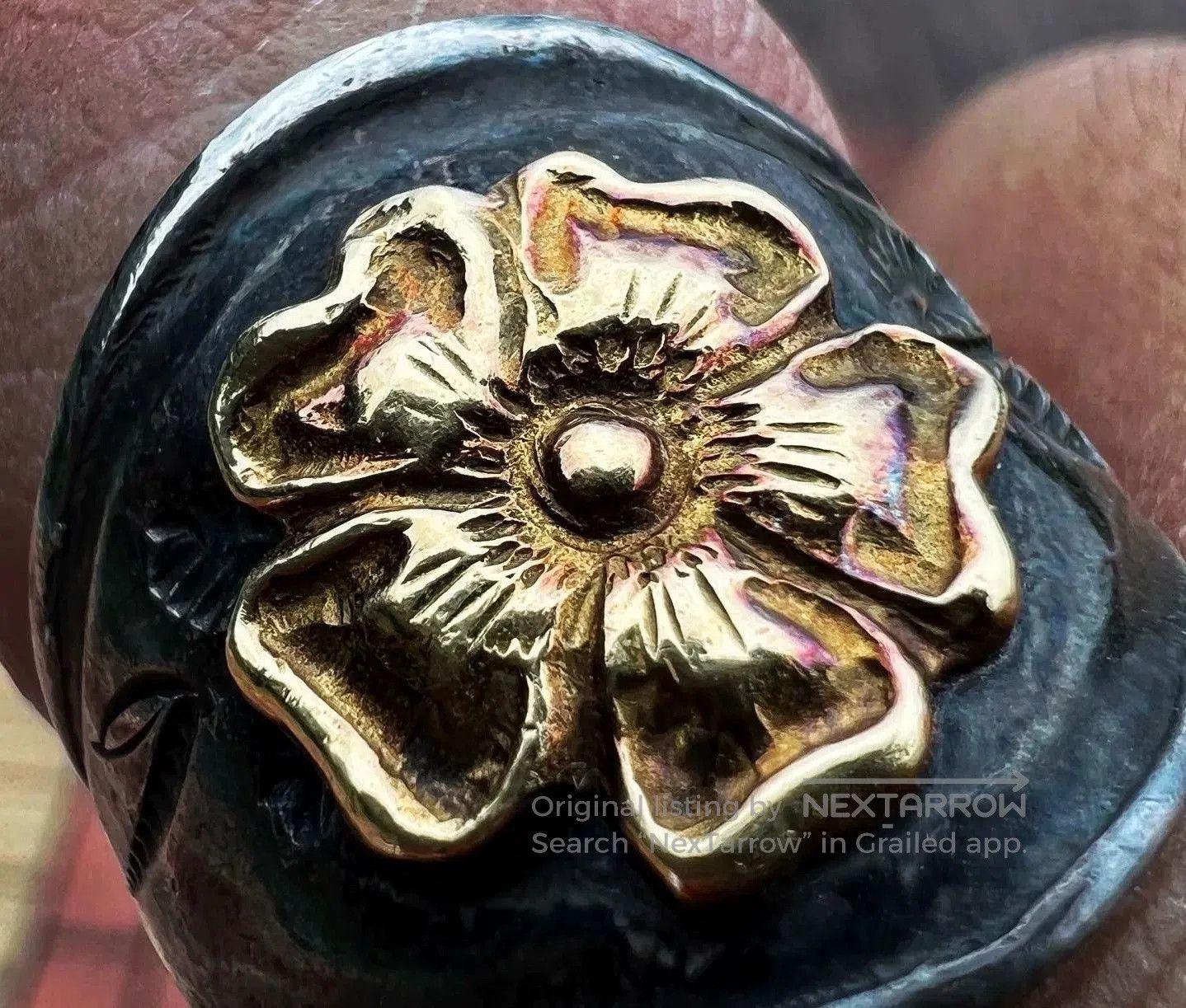 Larry Smith Larry Smith Leaf Stamped Rose Ring. Size ONE SIZE - 1 Thumbnail