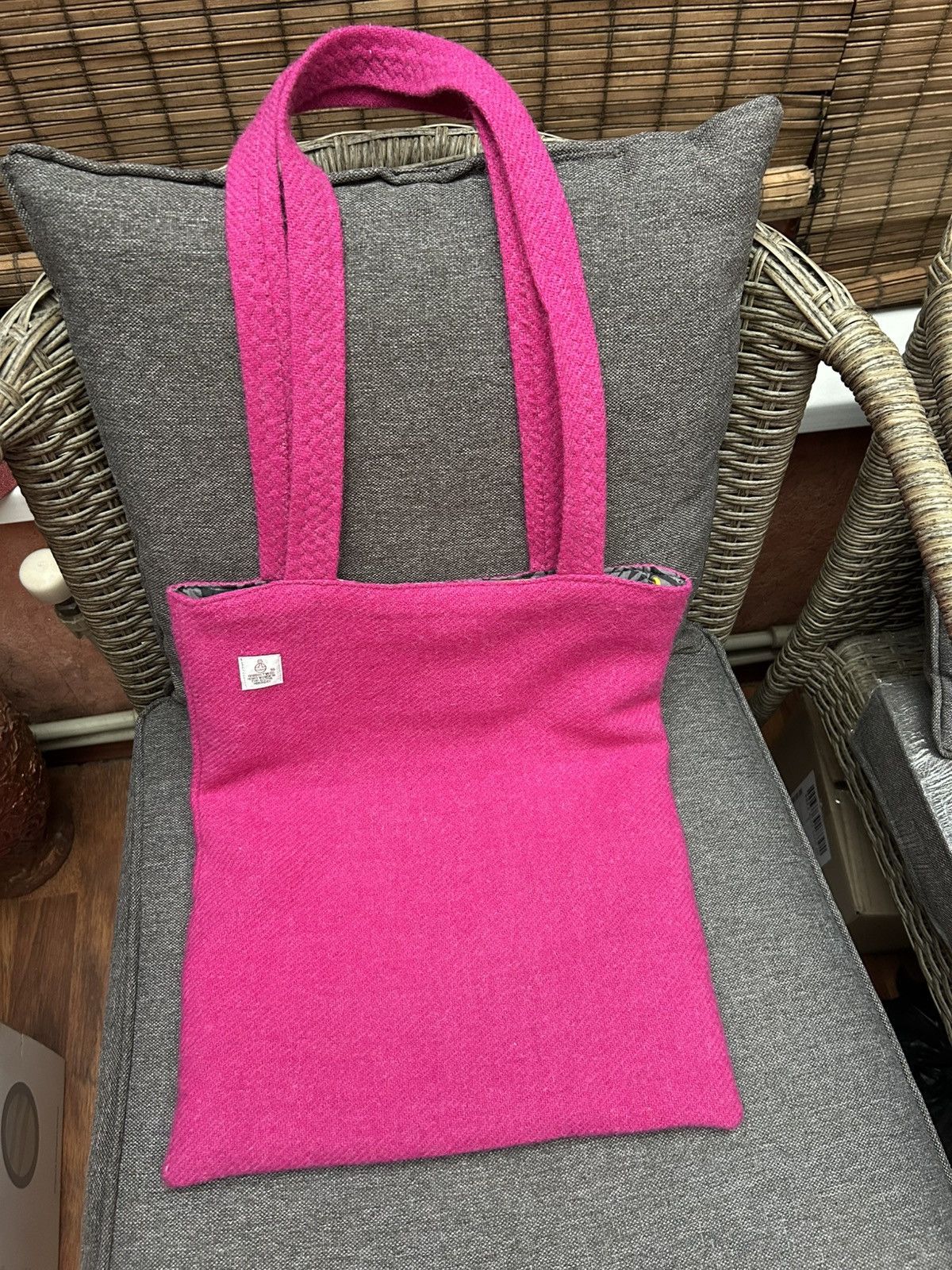 Harris Tweed Harris Tweed Floral Lining Tote Bag Magenta Pink Size ONE SIZE - 1 Thumbnail