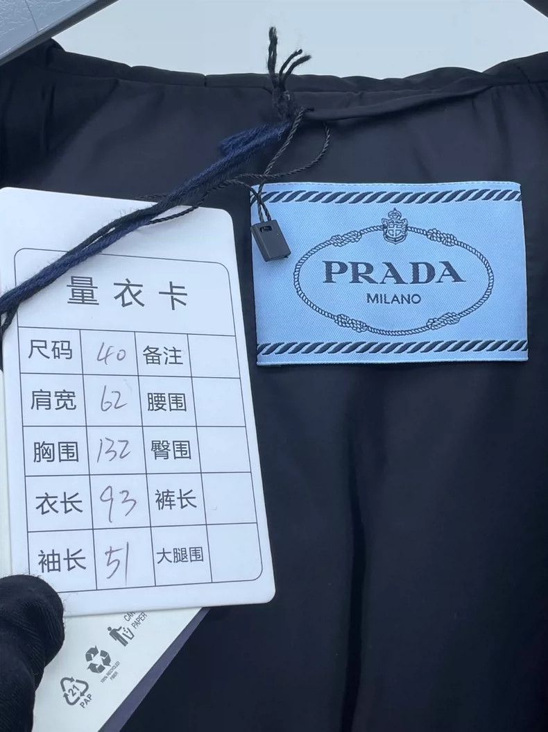 Prada Prada Autumn and winter popular black hooded cotton clothes Size US XXS / EU 40 - 5 Thumbnail