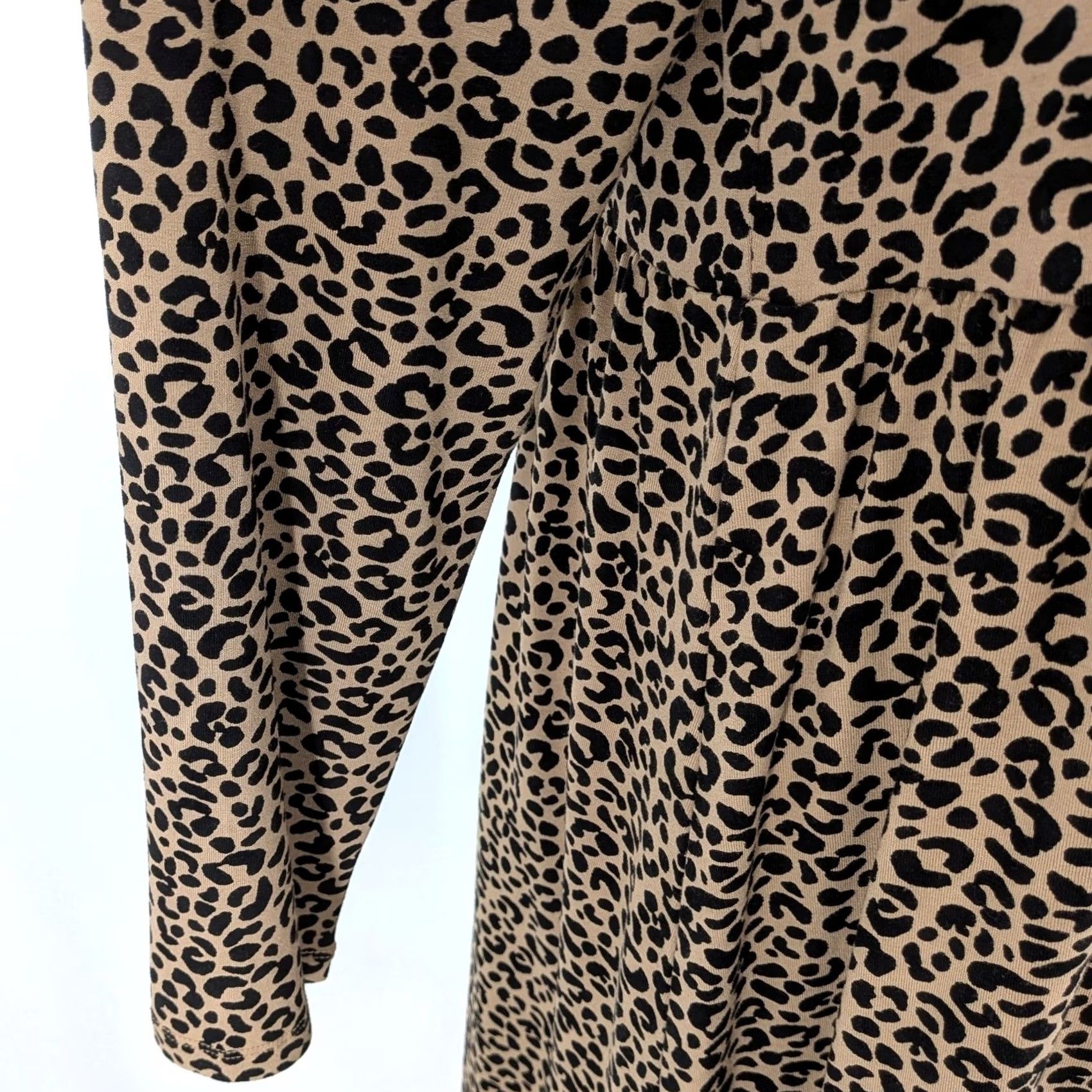 Old Navy Old Navy Leopard Print Midi Dress Long Sleeve Jersey Knit Tiered Dress – Size L – Beige Womens Knit T-Shirt Dress Size L / US 10 / IT 46 - 5 Thumbnail