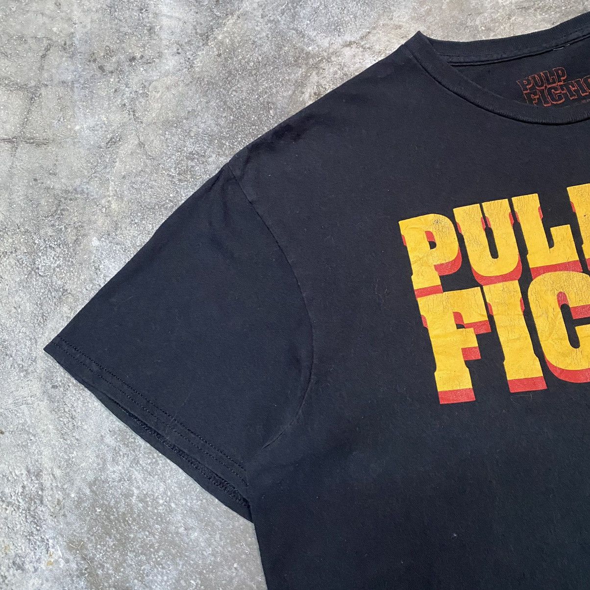 Other Y2K PULP FICTION MOVIE T SHIRT Size US M / EU 48-50 / 2 - 4 Thumbnail
