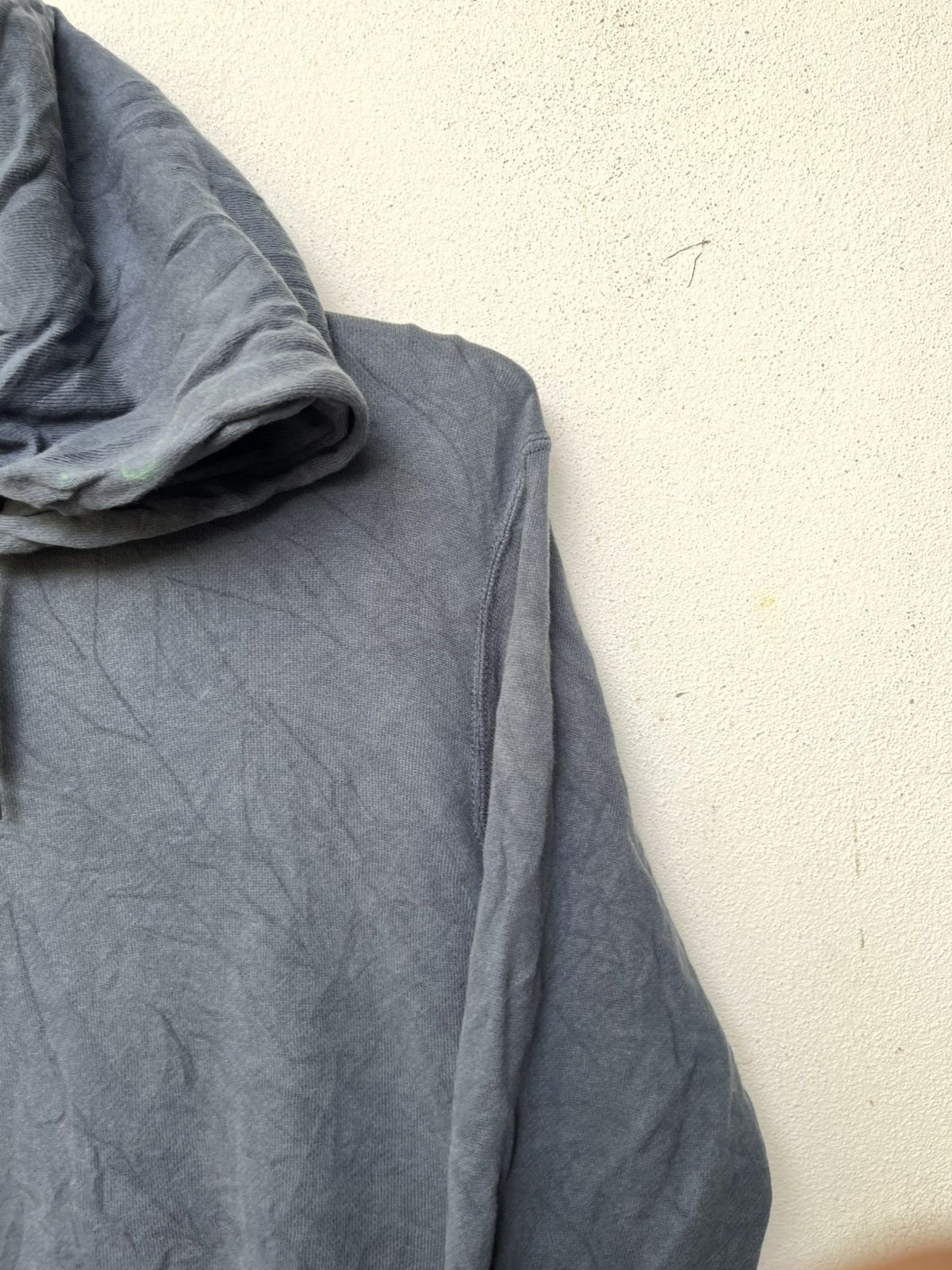 Japanese Brand 💥Uniqlo Worn Out Sunfaded Dirty Blank Sweatshirts Size US L / EU 52-54 / 3 - 7 Thumbnail
