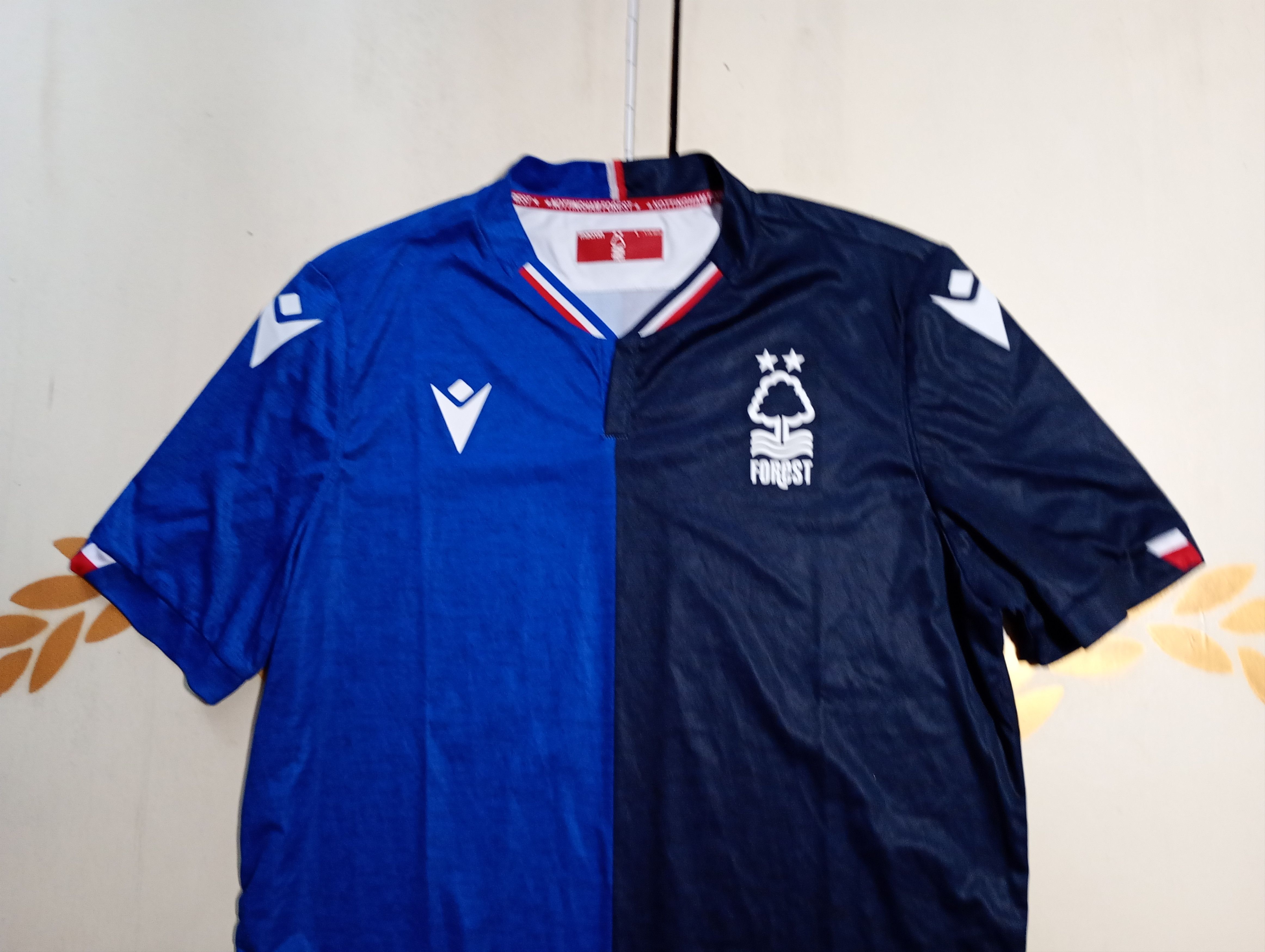Macron Macron Nottingham Forest Training Jersey 2019-2020 Size US L / EU 52-54 / 3 - 5 Thumbnail