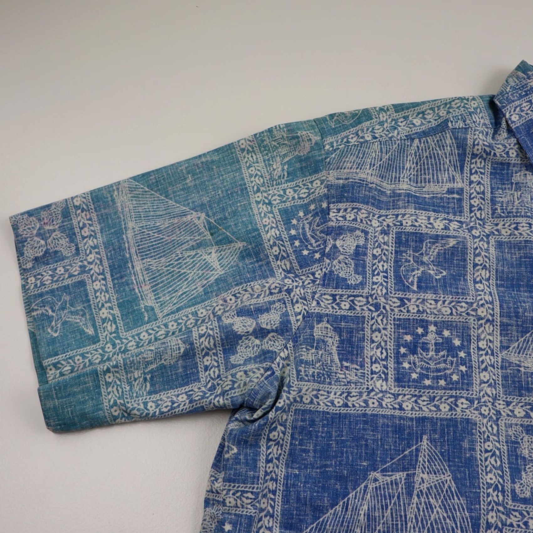 Reyn Spooner VINTAGE Reyn Spooner Hawaiian Shirt Mens Large Reverse Print Sailing Bird 80s 90s Floral Aztec Tribal Blue Cotton Button-Up Camp Shirt Size US L / EU 52-54 / 3 - 4 Thumbnail