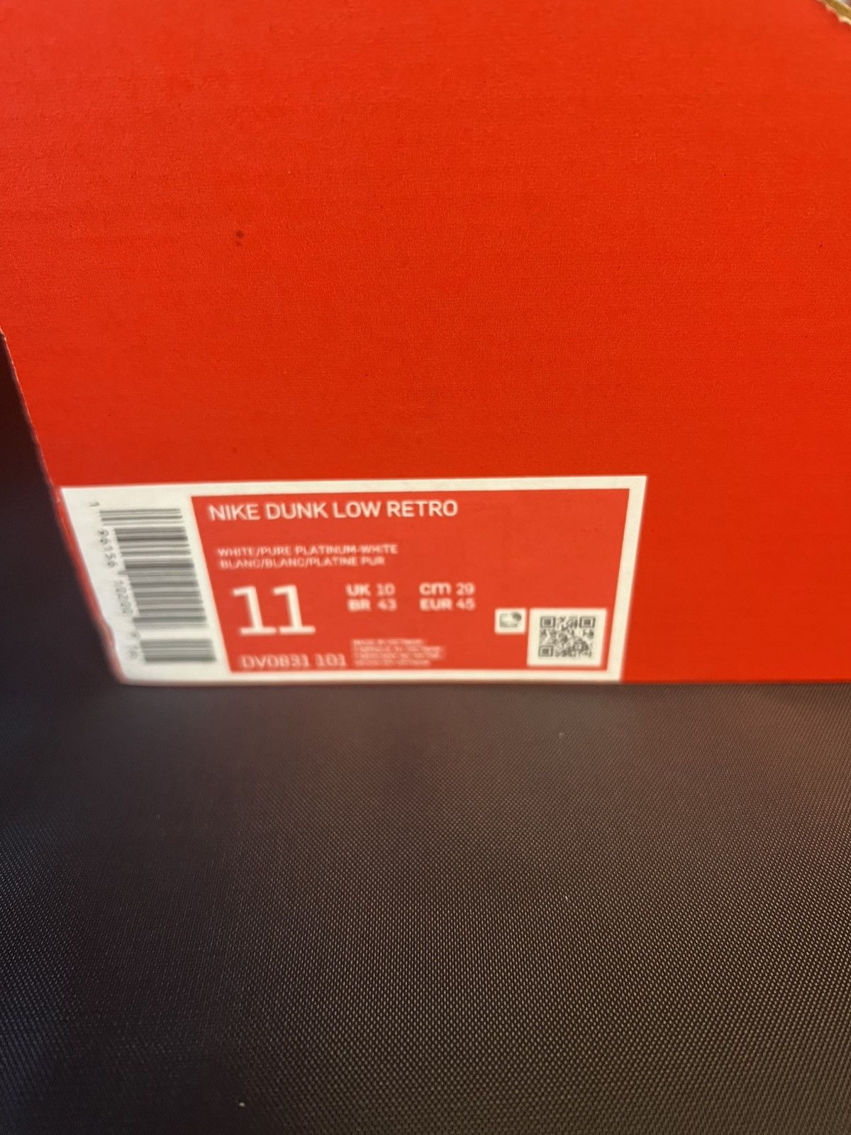 Nike Nike low top dunks Size US 11 / EU 44 - 8 Thumbnail