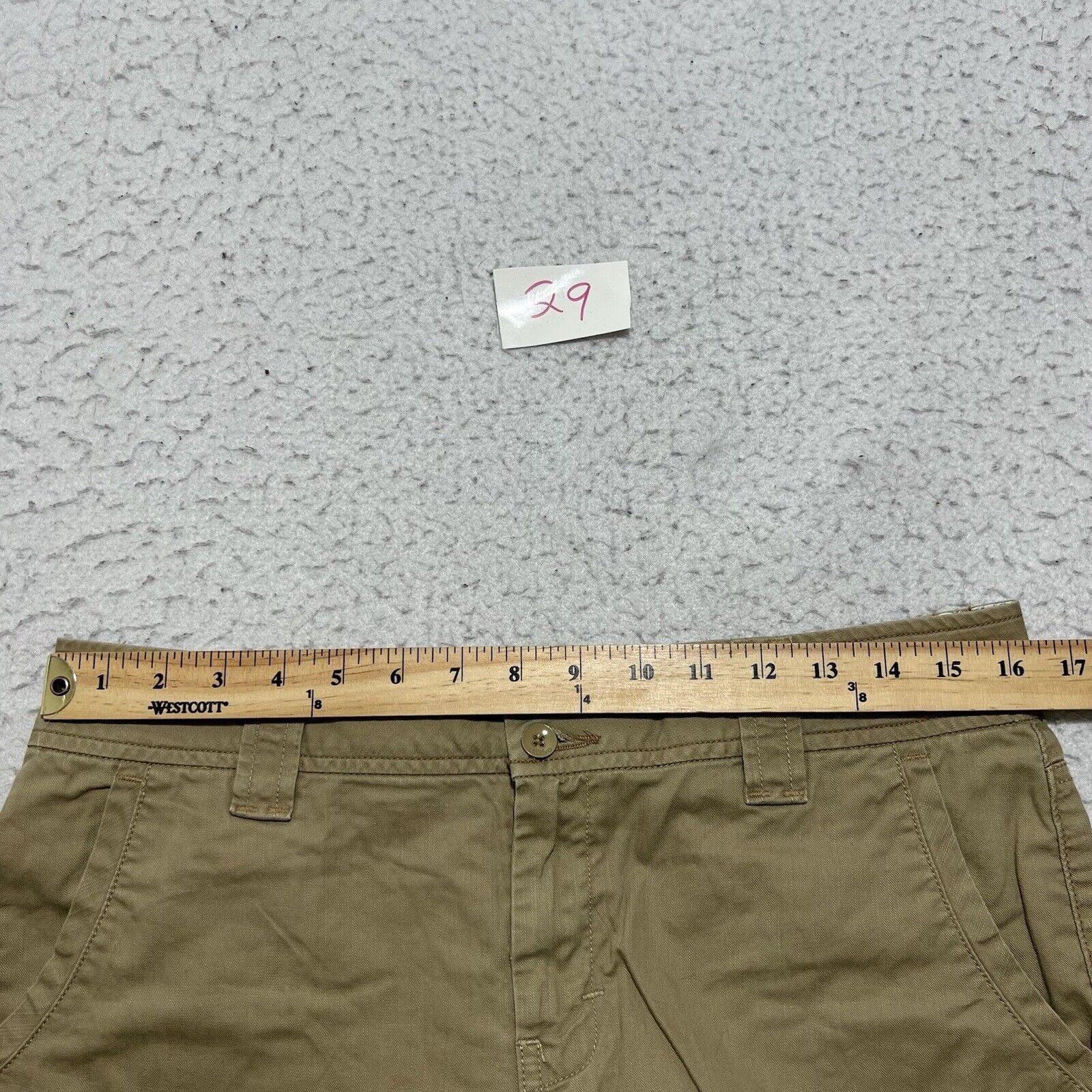Levi's Levi's Tan Chino Khaki Shorts Crafted With Pride 10" Inseam Size 28" / US 6 / IT 42 - 10 Thumbnail