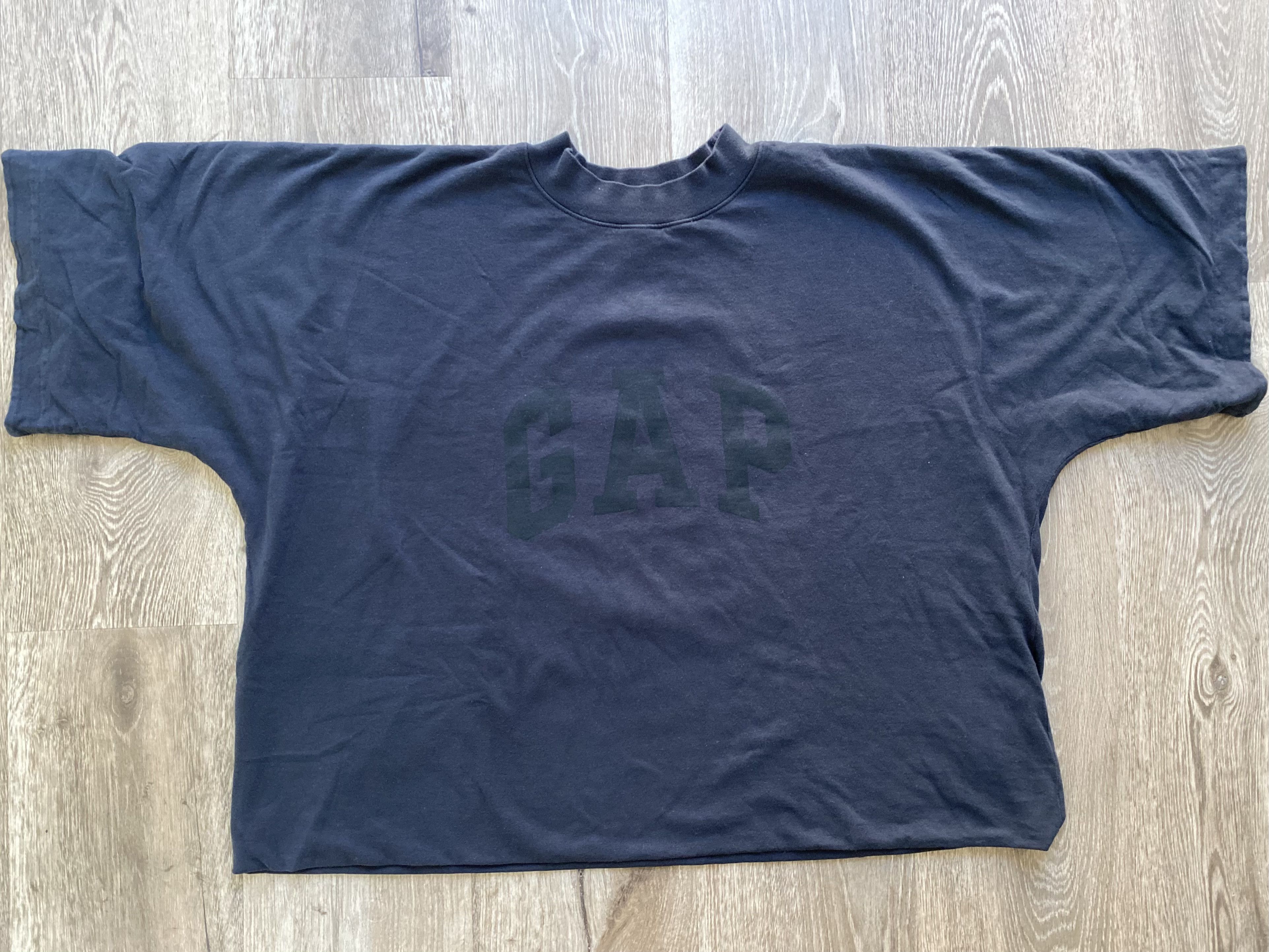 Yeezy YEEZY GAP DOVE 3/4 SLEEVE TEE | Grailed