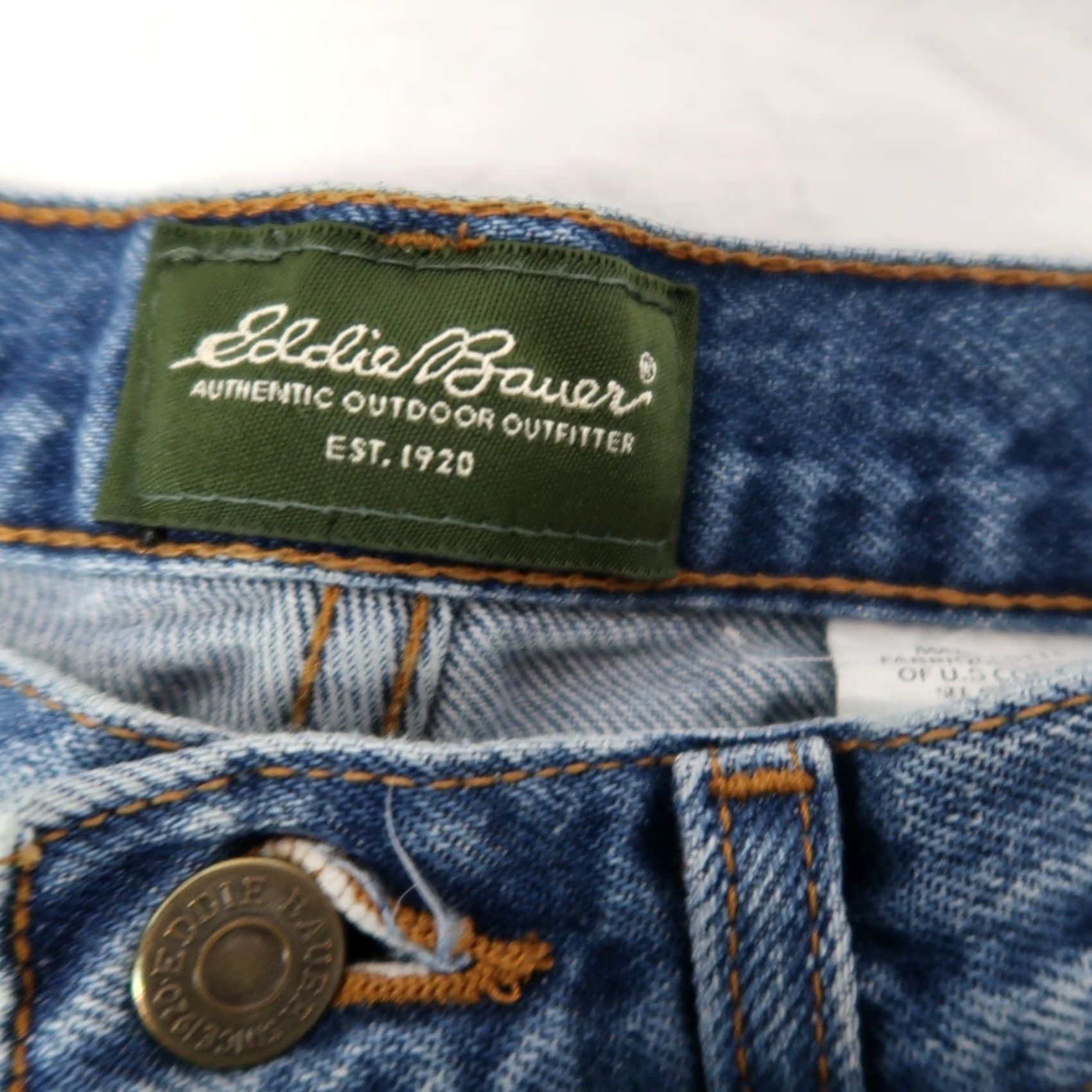Eddie Bauer VINTAGE Eddie Bauer Jeans Classic Fit Straight Leg Blue 90s Mens 32x30 Jeans Size US 32 / EU 48 - 4 Thumbnail