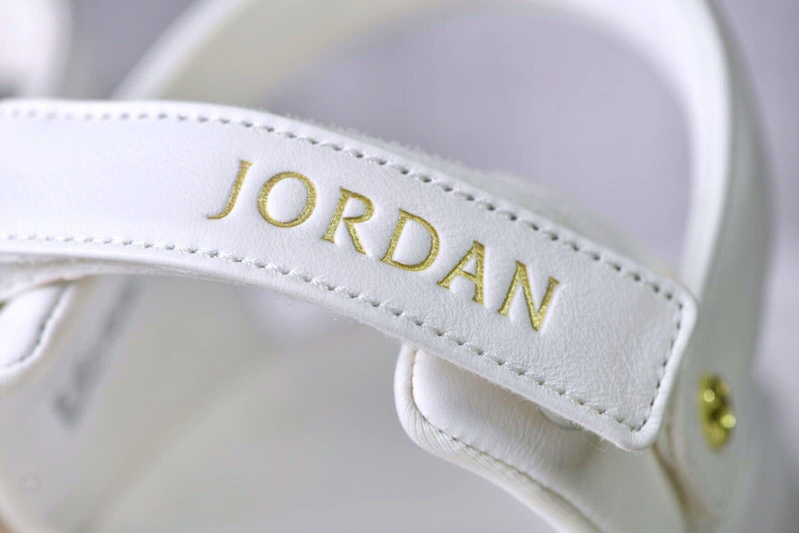Jordan Brand Air Jordan Wmns Jordan Deja Sandal | FN5036-100 Size US 12 / IT 42 - 4 Thumbnail
