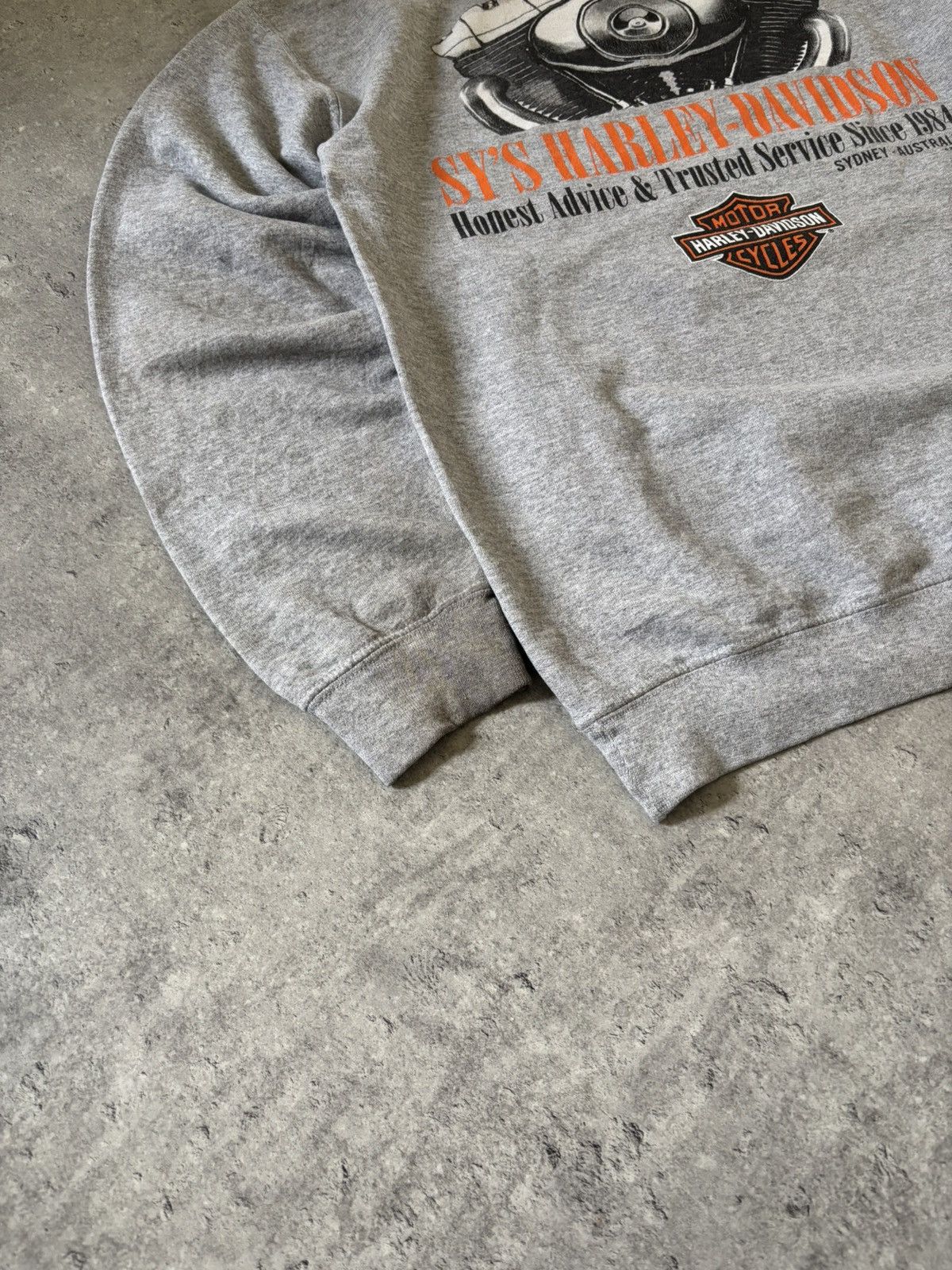 Harley Davidson Vintage Harley-Davidson Double Sided Crewneck Logo Engine Size US S / EU 44-46 / 1 - 6 Thumbnail