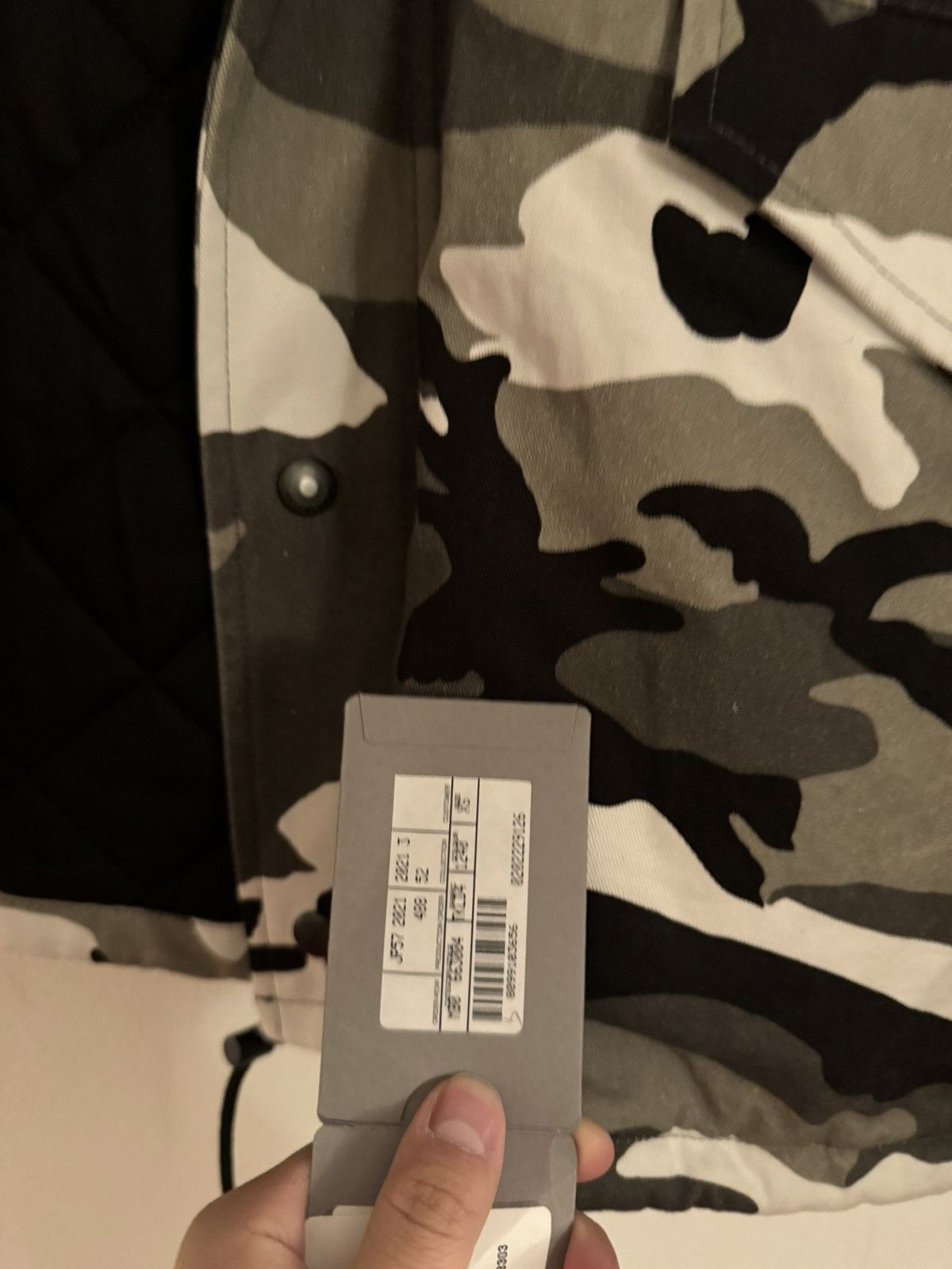Balenciaga Balenciaga Rare Oversized Padded Snowcamo Hooded Jacket Size US L / EU 52-54 / 3 - 5 Thumbnail