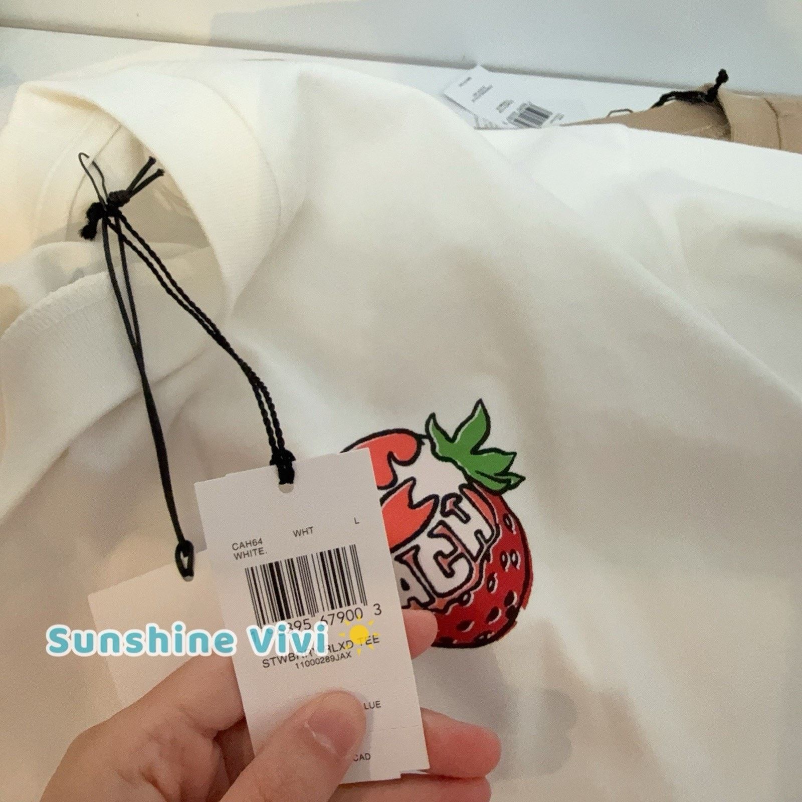 Coach NWT Coach WOMEN Strawberry T Shirt Organic Cotton CAH64 L Size L / US 10 / IT 46 - 3 Thumbnail
