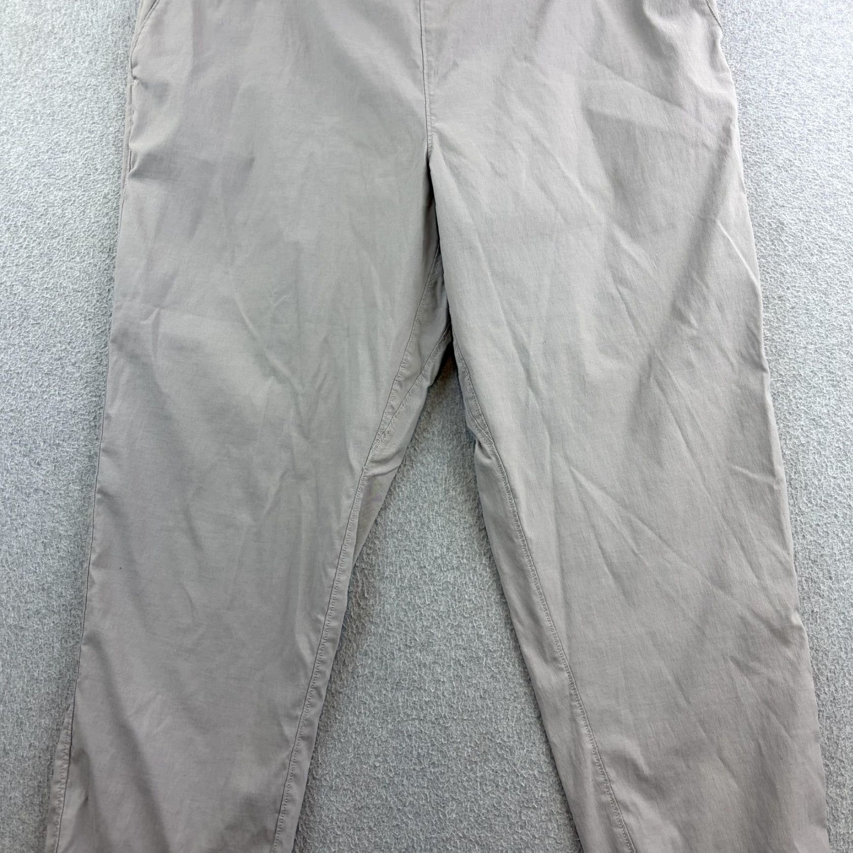 The North Face The North Face Pants Womens 1X Gray Jogger Elastic Pocket Zip Pocket Plus Slim Tapered Leg Activewear Hiking Travel 26.5 Inseam Womens Size 40" / US 18 - 7 Thumbnail