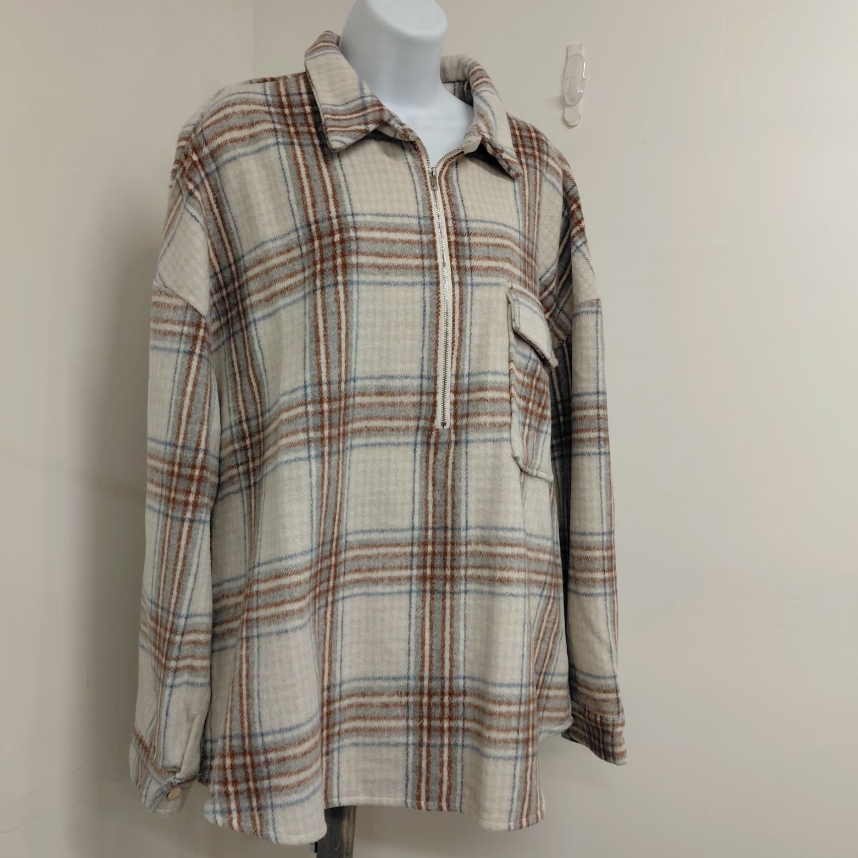 Vintage Women's Pullover Jacket Size 2XL Tan/Blue Pocket Plaid Half Zip Sweatshirt Shirt Size XXL / US 16-18 / IT 52-54 - 3 Thumbnail