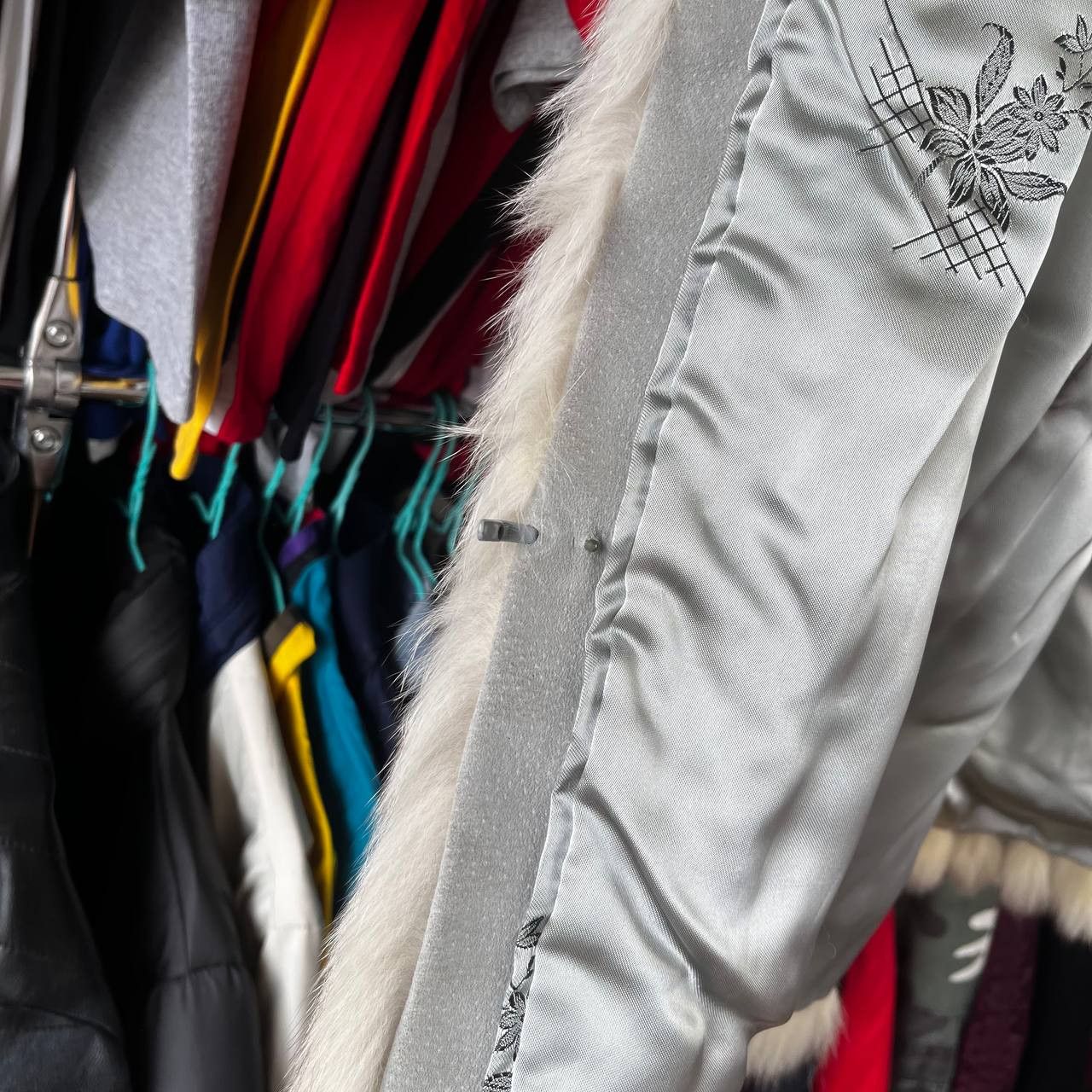Vintage Vintage Luxury Saga Fox Silver Label Fur Coat Size 14 Size M / US 6-8 / IT 42-44 - 17 Thumbnail