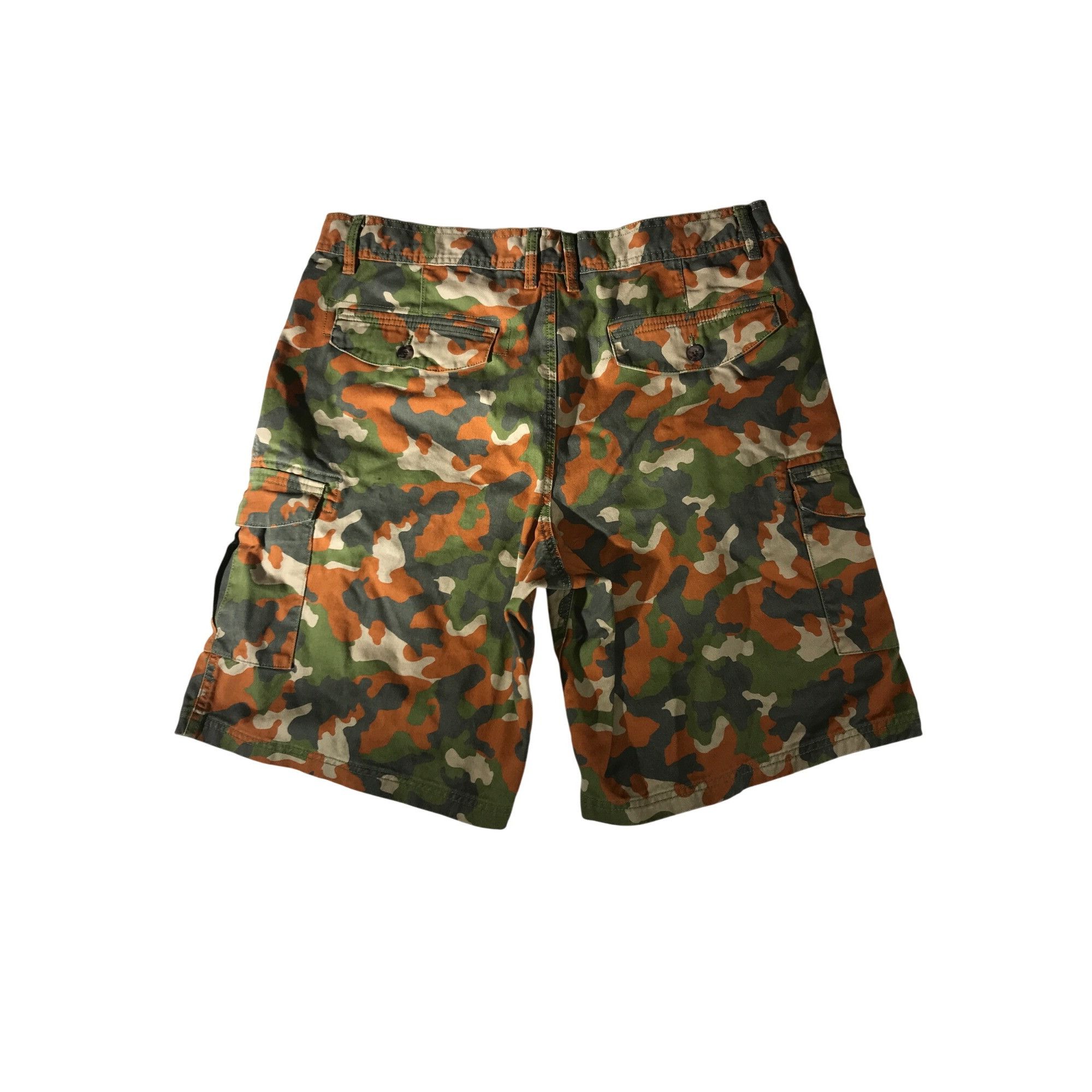 Other Basic Edistion Green & Orange Camouflage Cargo Shorts Size US 34 / EU 50 - 2 Thumbnail
