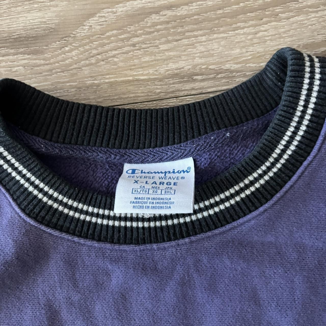 Champion Crazy Vintage Y2K/2000s Purple Champion Streetwear Essential Crewneck! Size XL Size US XL / EU 56 / 4 - 4 Thumbnail