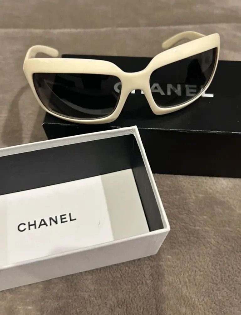 Chanel × Vintage CHANEL Sunglasses Mother of Pearl Rimless 4017 Vintage Size ONE SIZE - 2 Thumbnail