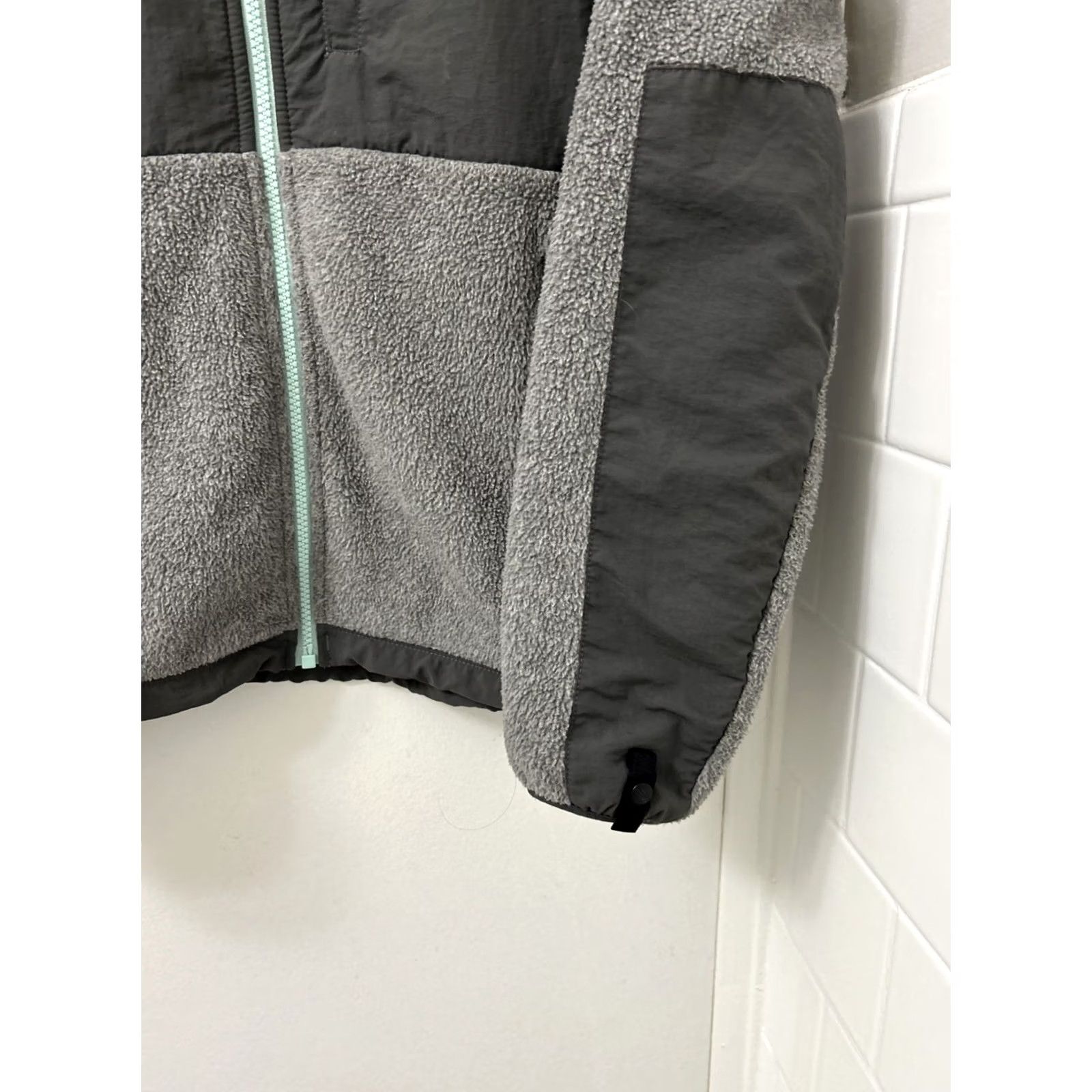 The North Face VINTAGE The North Face Denali Jacket Womens S Gray Fleece Pockets Polartec Full Zip YKK Size S / US 4 / IT 40 - 7 Thumbnail