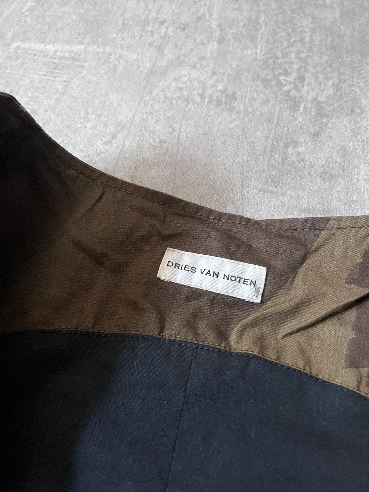Dries Van Noten Dries Van Noten camo cargo vest sample Size US S / EU 44-46 / 1 - 6 Thumbnail