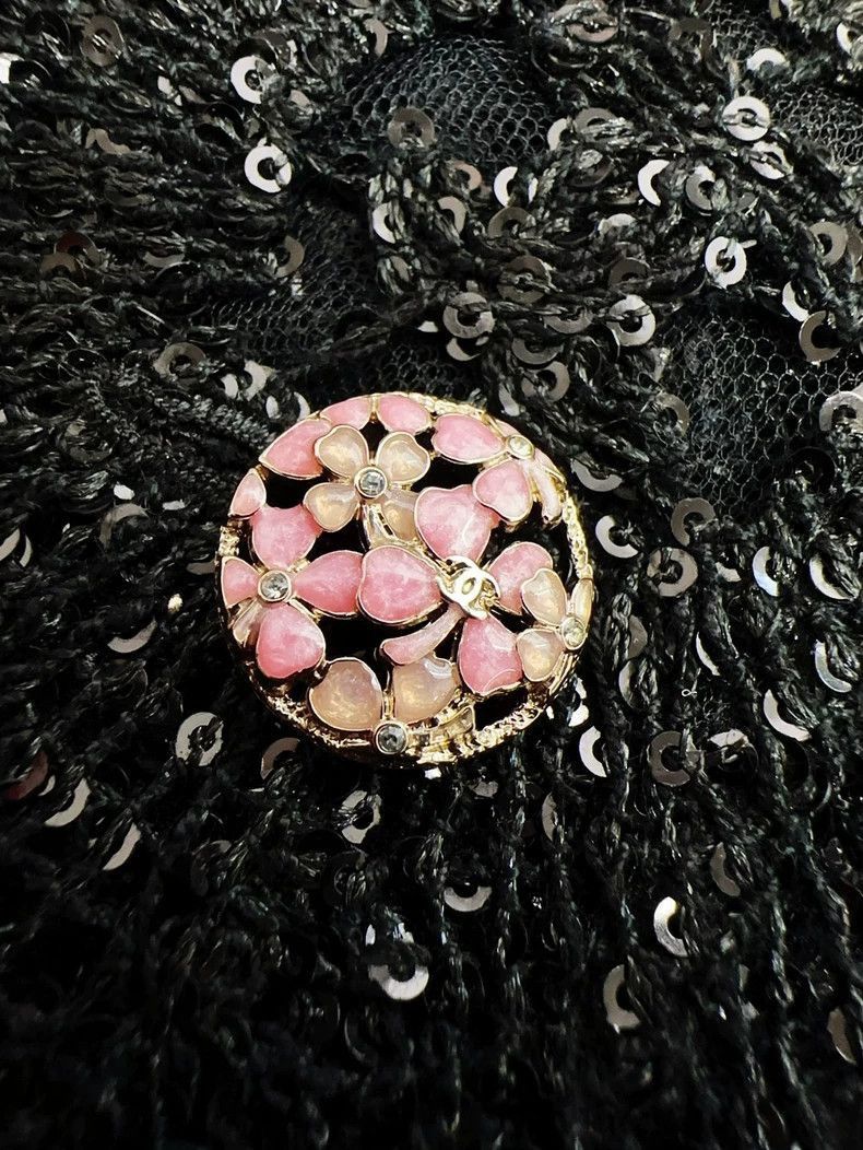 Chanel Chanel 24S Floral Embroidered Black Lace Jacket Size L / US 10 / IT 46 - 4 Thumbnail