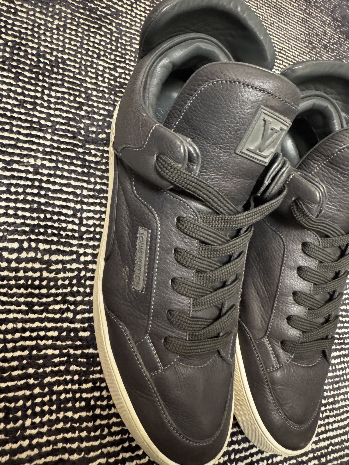 Kanye West × Louis Vuitton Louis Vuitton Kanye Don Sneakers Size US 11 / EU 44 - 4 Thumbnail