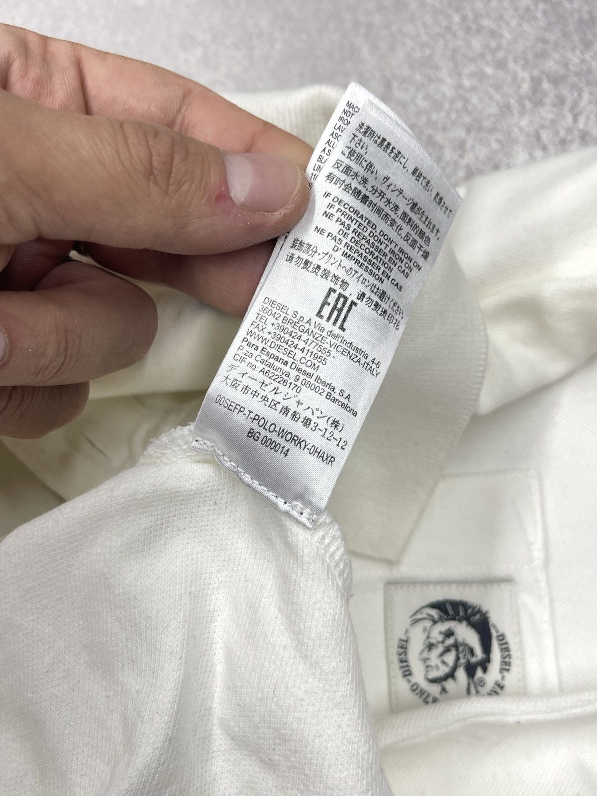 Diesel Mens Diesel White Polo Small Logo Skull Y2K Size M Size US M / EU 48-50 / 2 - 7 Thumbnail