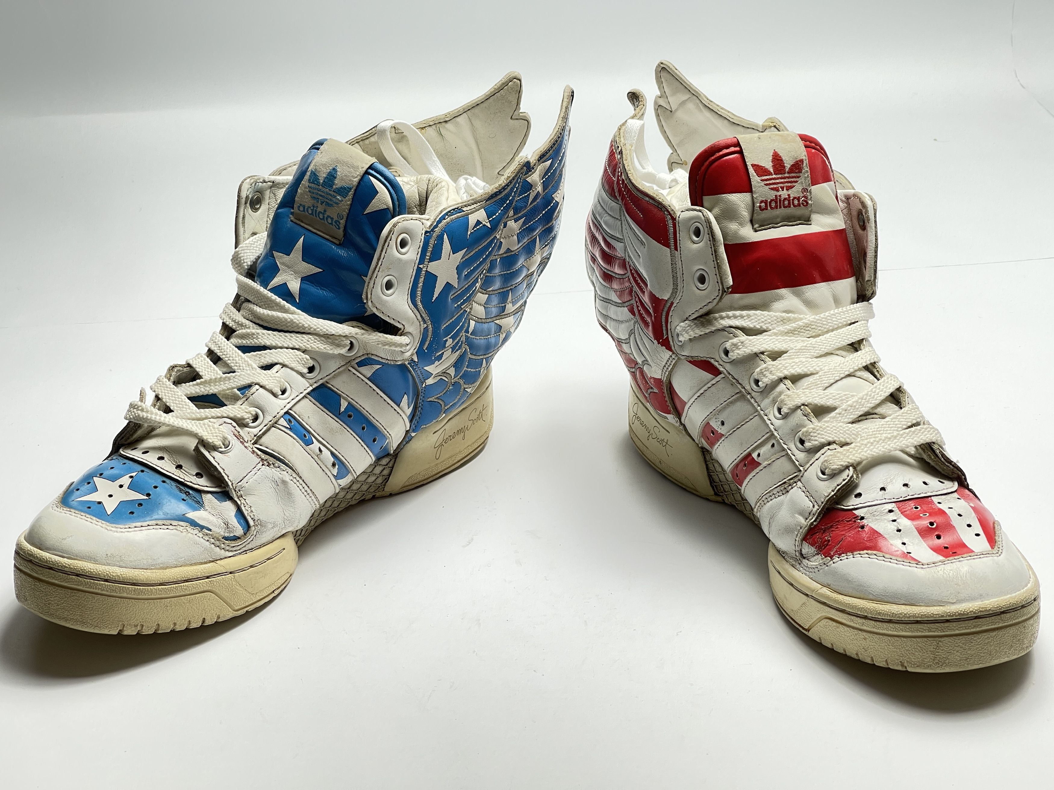 Adidas × Jeremy Scott Adidas Jeremy Scott Wings 2.0 FLAG Stars and Stripes V24619 Size US 7.5 / EU 40-41 - 3 Thumbnail