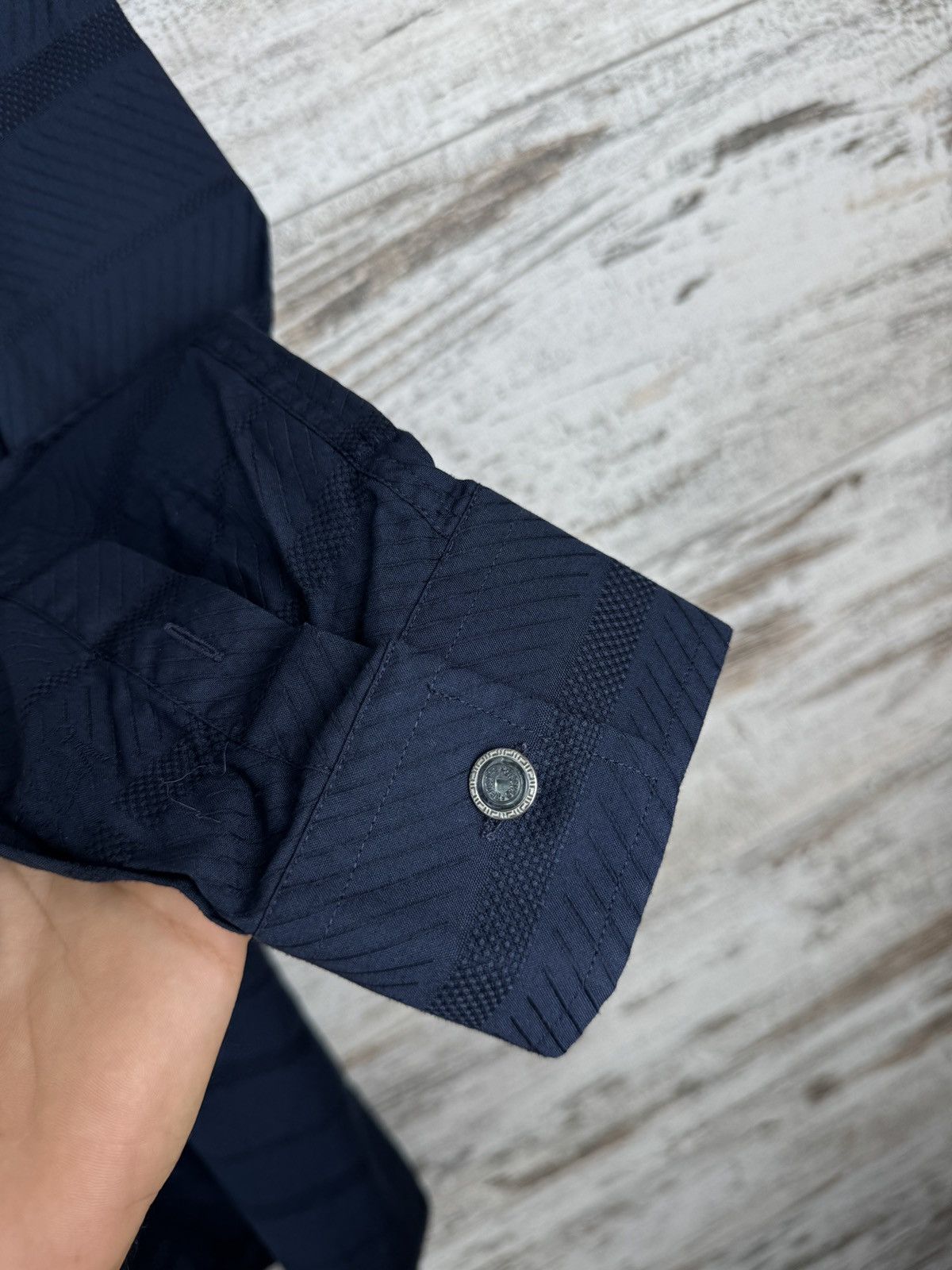 Versace Mens Vintage Versace classic v2 shirts button up luxury Size US M / EU 48-50 / 2 - 12 Thumbnail