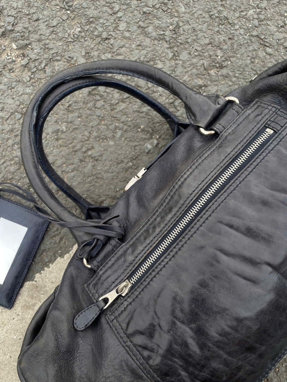 Balenciaga Balenciaga Bacon Duffer Leather Bag Size ONE SIZE - 3 Thumbnail