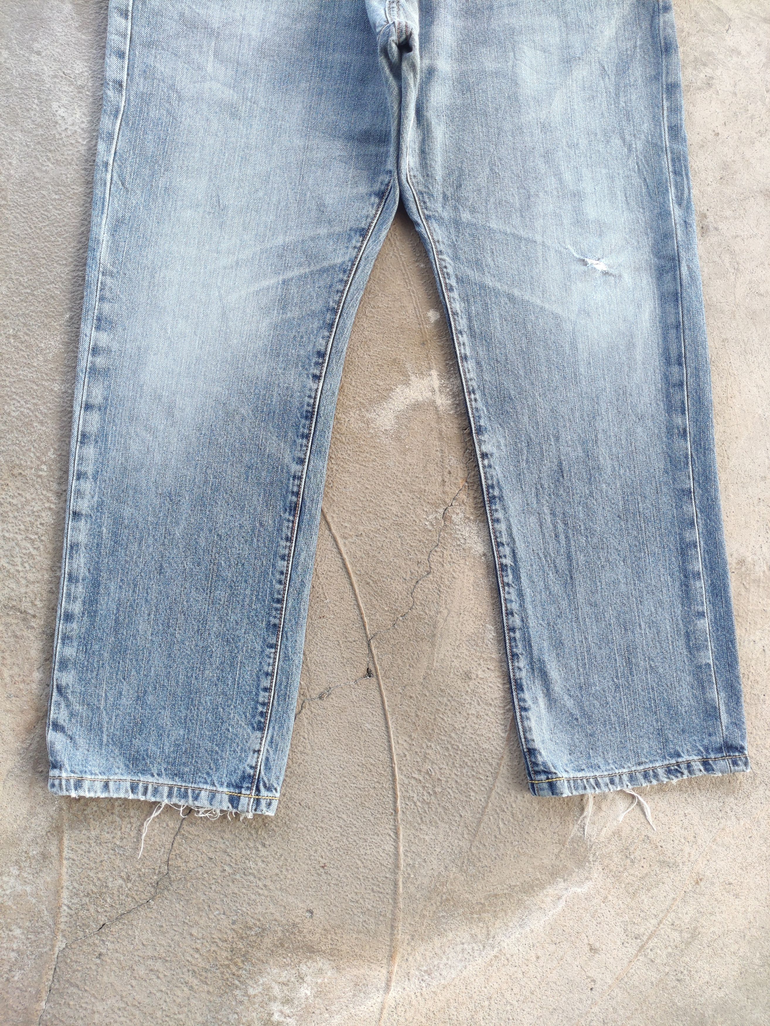 Japanese Brand Vintage Japanese Jean Distressed faded Denim Size US 33 - 4 Thumbnail
