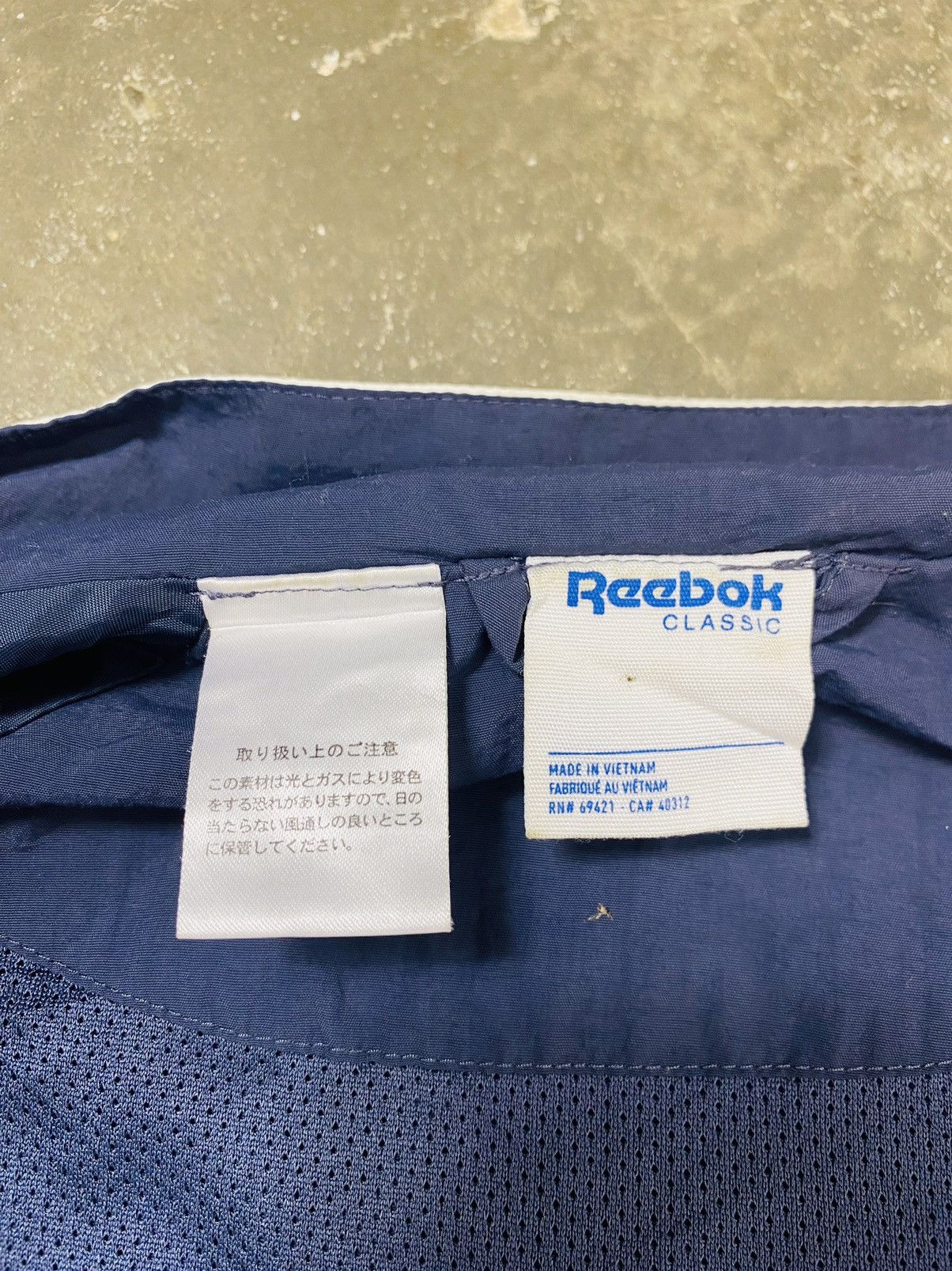 Reebok × Vintage A04 Rare - Vintage Reebok Wind Breaker Size US M / EU 48-50 / 2 - 14 Thumbnail