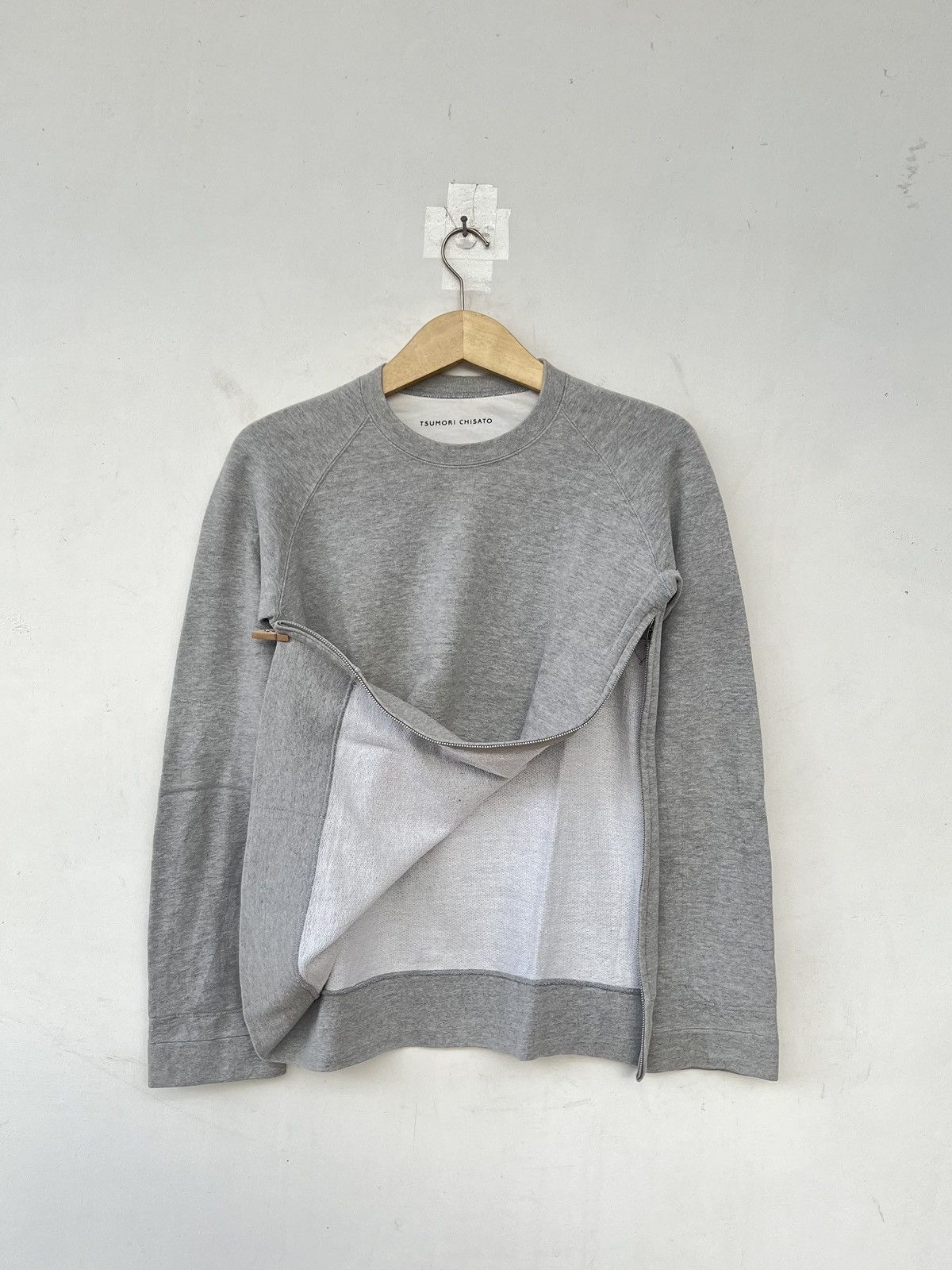 Tsumori Chisato Tsumori Chisato Side Zipp Pull Over Sweater Size US M / EU 48-50 / 2 - 1 Thumbnail