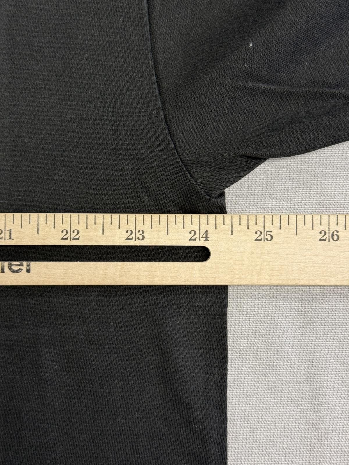 Other Idles Band T-shirt Fist with Flower Tee on Back Tee - XL Size US XL / EU 56 / 4 - 6 Thumbnail