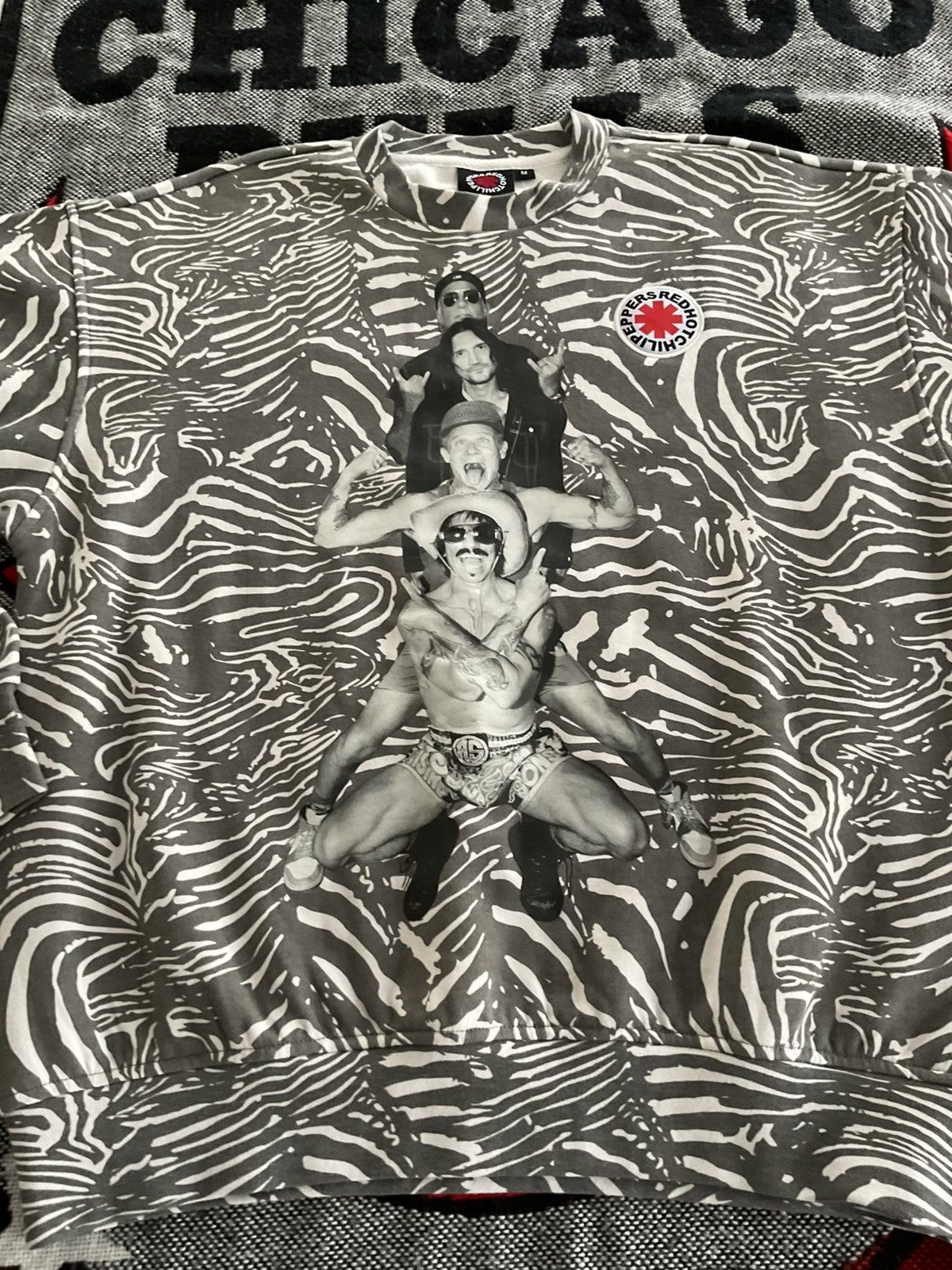 Other Red hot chilli peppers crewneck sweater medium Size US M / EU 48-50 / 2 - 3 Thumbnail