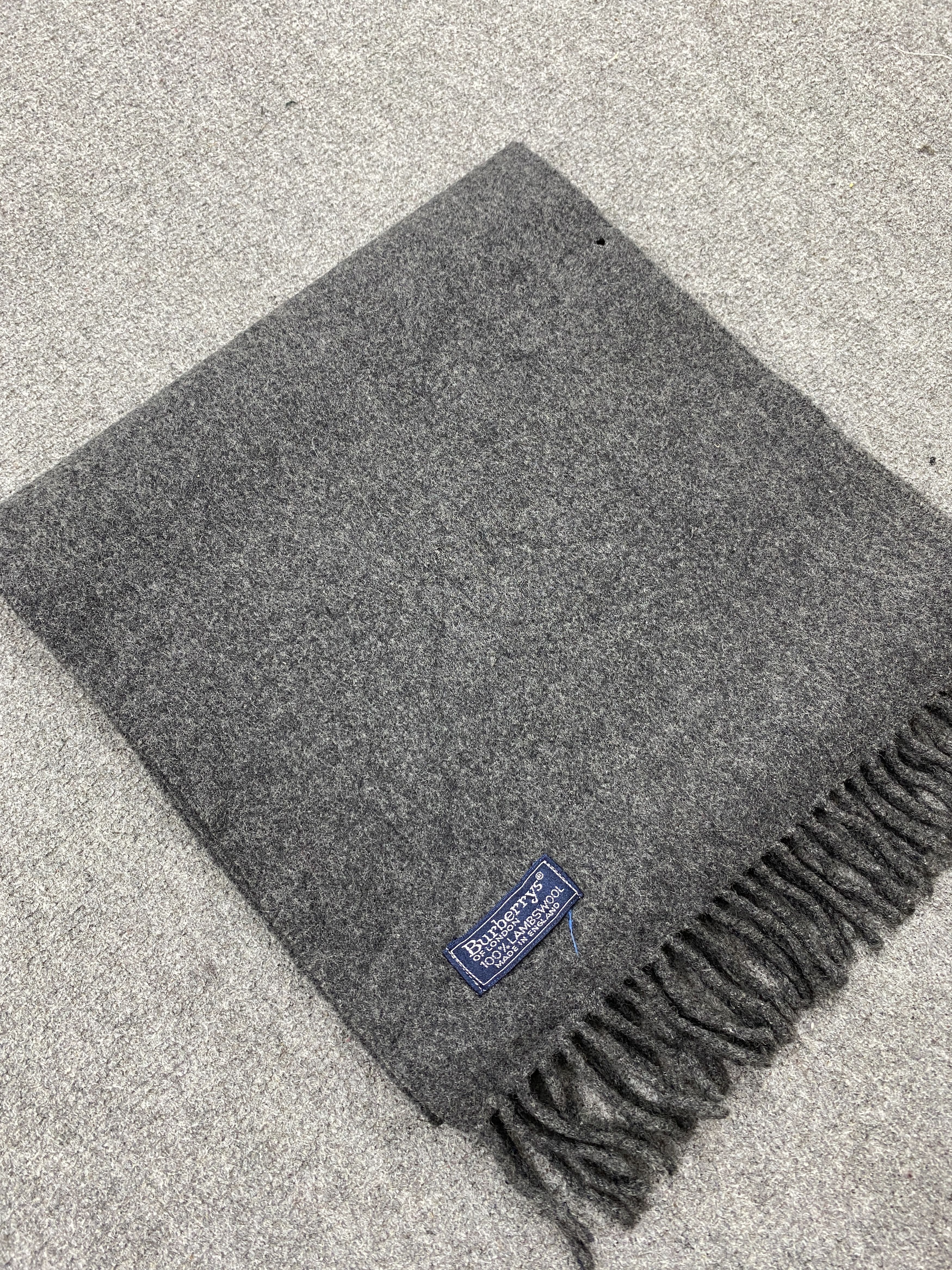 Burberry Burberry Wool Big Muffler Neckwear SC0128 Size ONE SIZE - 8 Thumbnail