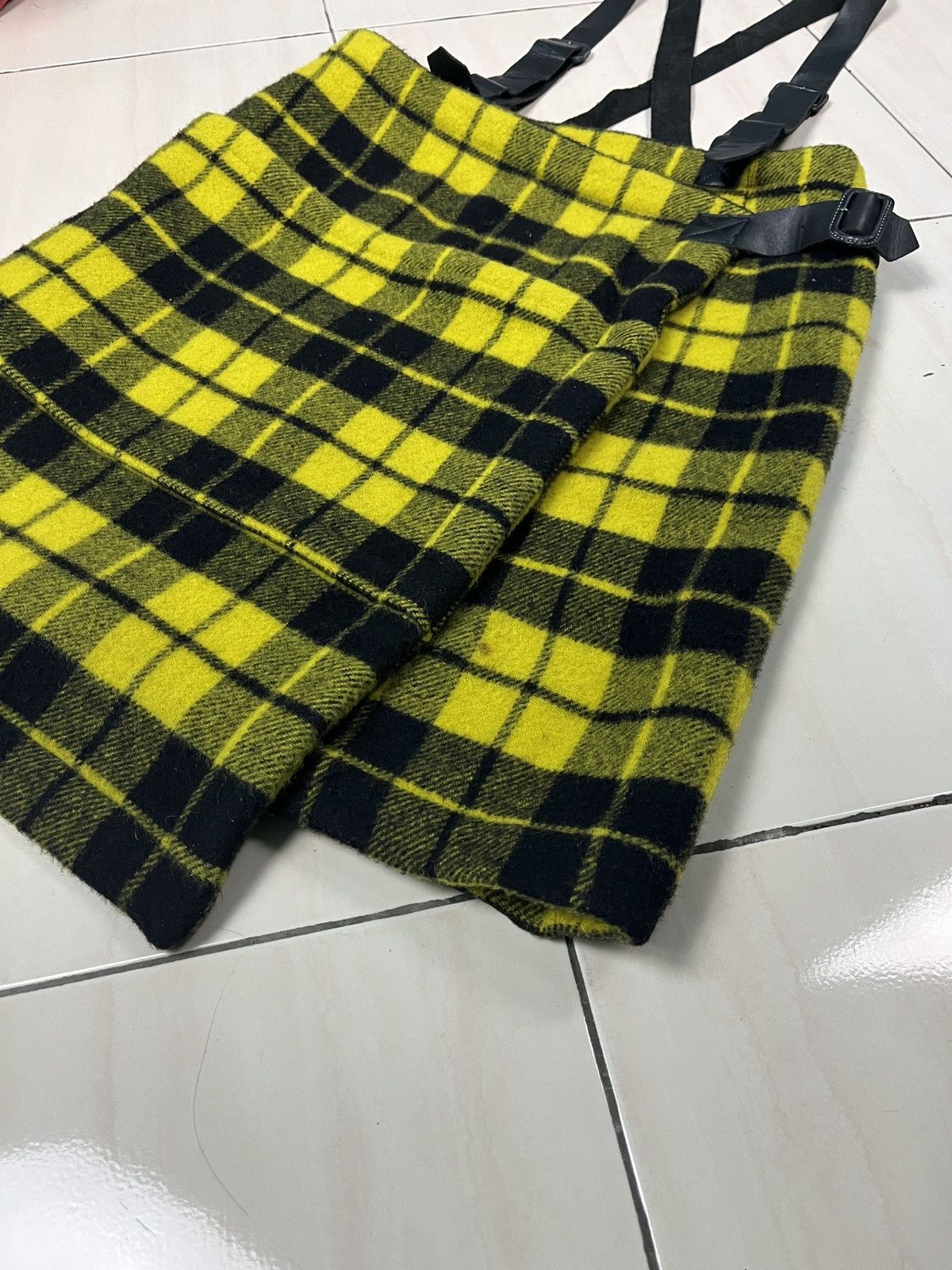 Issey Miyake Tsumori Chisato Tartan Wool Wrap Skirt Leather Suspender Size 30" / US 8 / IT 44 - 3 Thumbnail