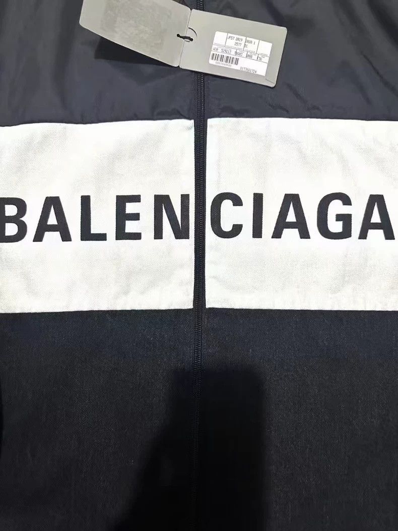 Balenciaga Balenciaga Patchwork logo denim assault jacket 2501-Nextar Size XXS / US 00 / IT 34 - 3 Thumbnail