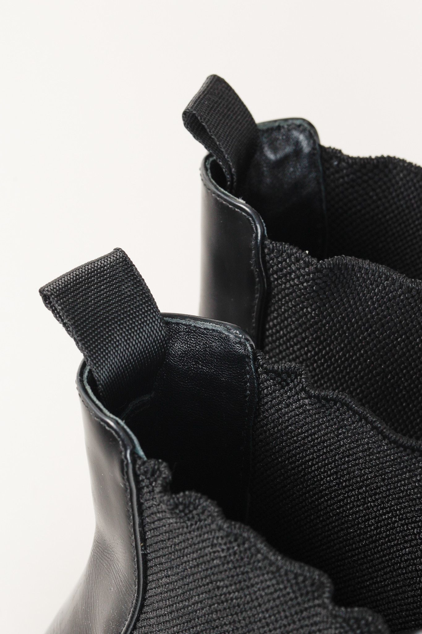 Alexander Wang Alexander Wang Fia Black Leather Chelsea Boot Size US 9.5 / IT 39.5 - 8 Thumbnail
