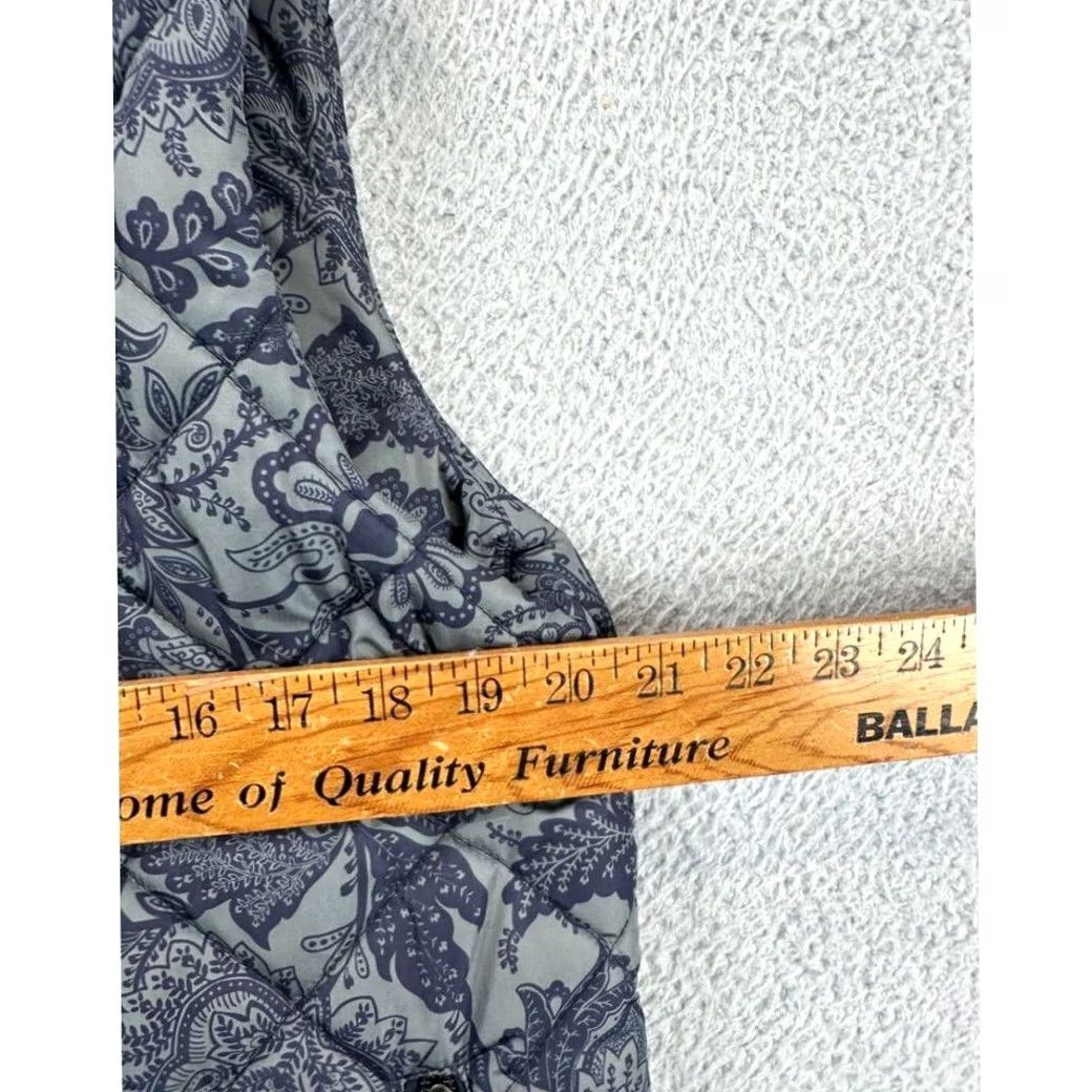 Vera Bradley Vera Bradley Paisley Puffer Vest Womens Large Grey Quilted Fur Lined Full Zip Vest Size L / US 10 / IT 46 - 7 Thumbnail