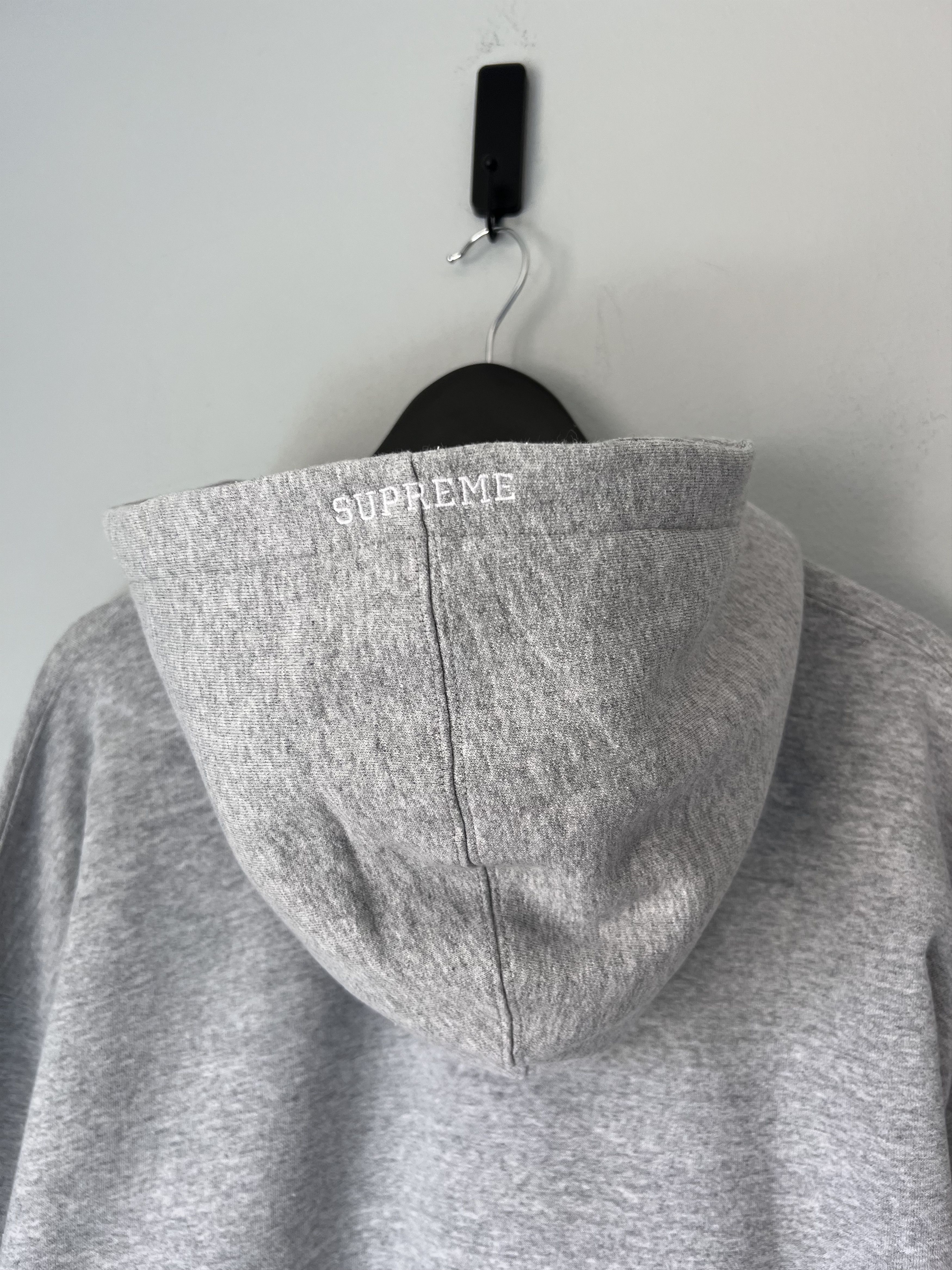 Supreme Supreme Wings Zip Up Hoodie in Heather Gray Size US XL / EU 56 / 4 - 5 Thumbnail