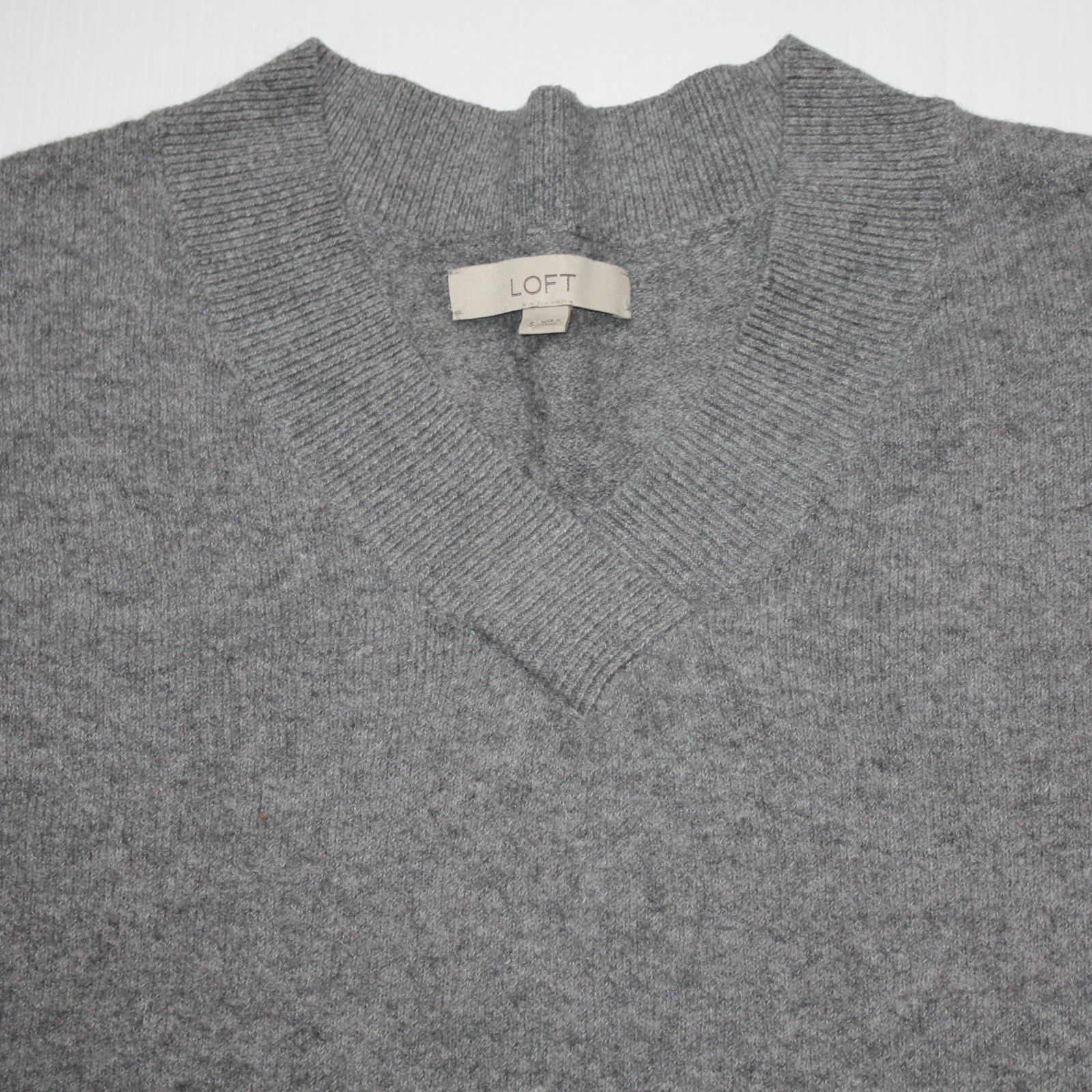 Loft Drop Shoulder V-neck Sweater in Gray Color and size Small Size S / US 4 / IT 40 - 3 Thumbnail