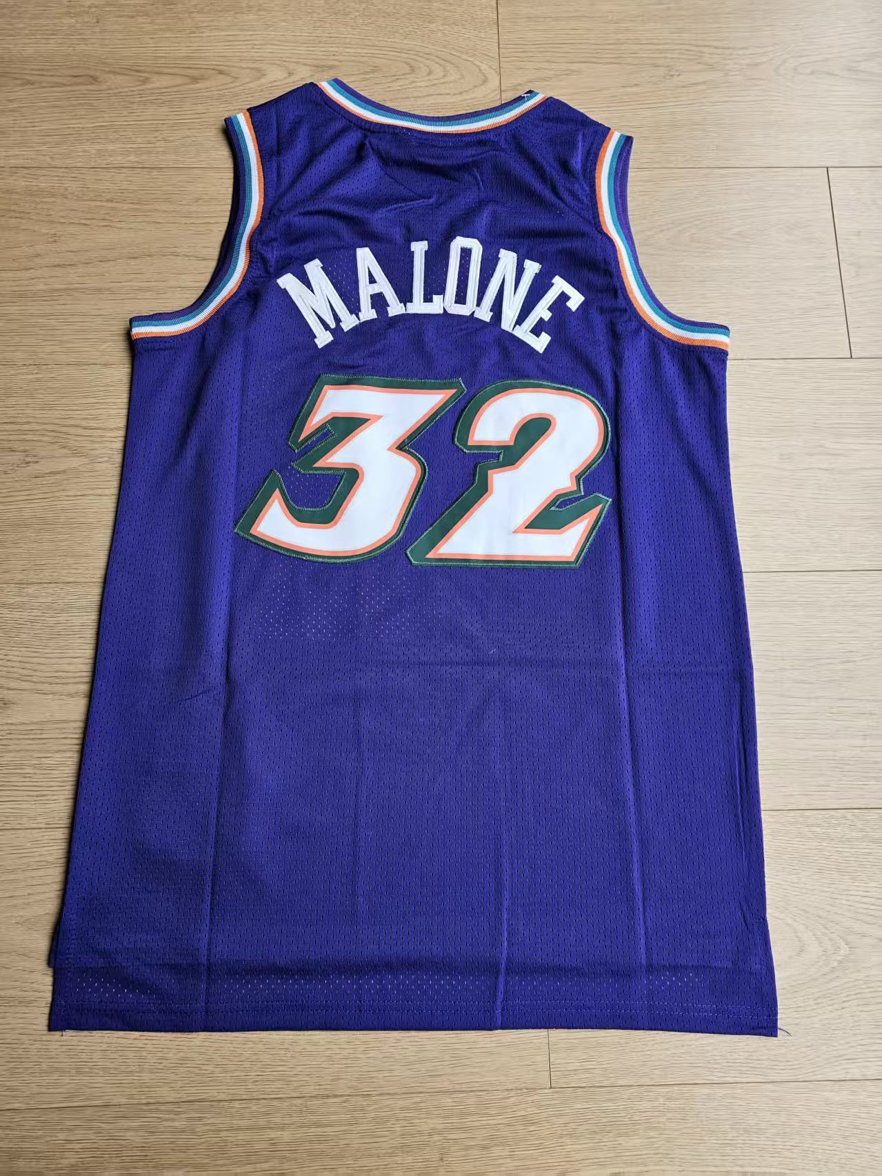 NBA Utah Jazz #32 Karl Malone Jersey Stitched Size US M / EU 48-50 / 2 - 2 Thumbnail