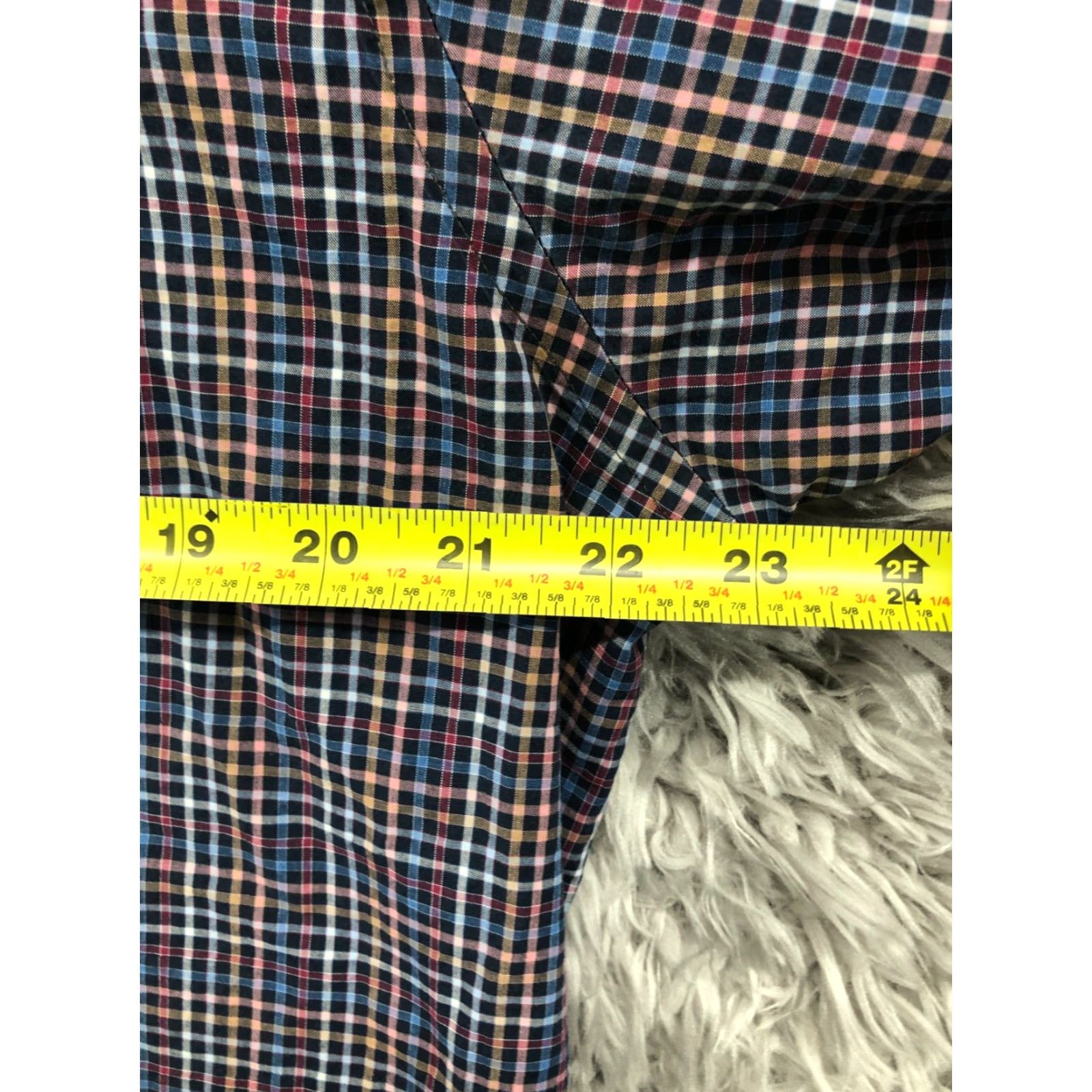 Roundtree & Yorke Roundtree & Yorke Shirt LT Mens Long Sleeve Button-Down Collar Multicolor Plaid Size US L / EU 52-54 / 3 - 4 Thumbnail